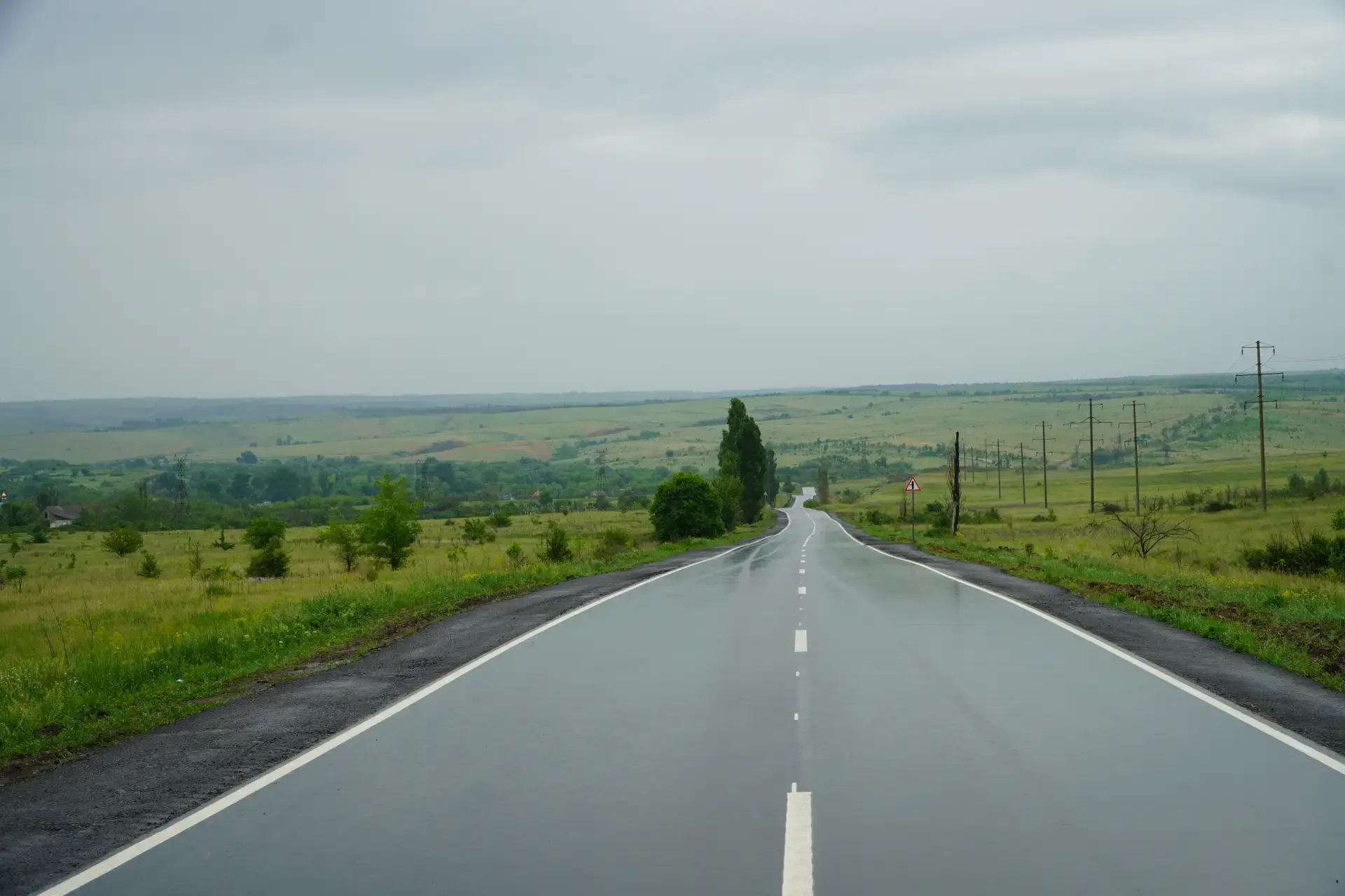 🛣️ Тот случай, когда даже несмотря на то, что кадры сделаны в дождливую погоду, хочетс...