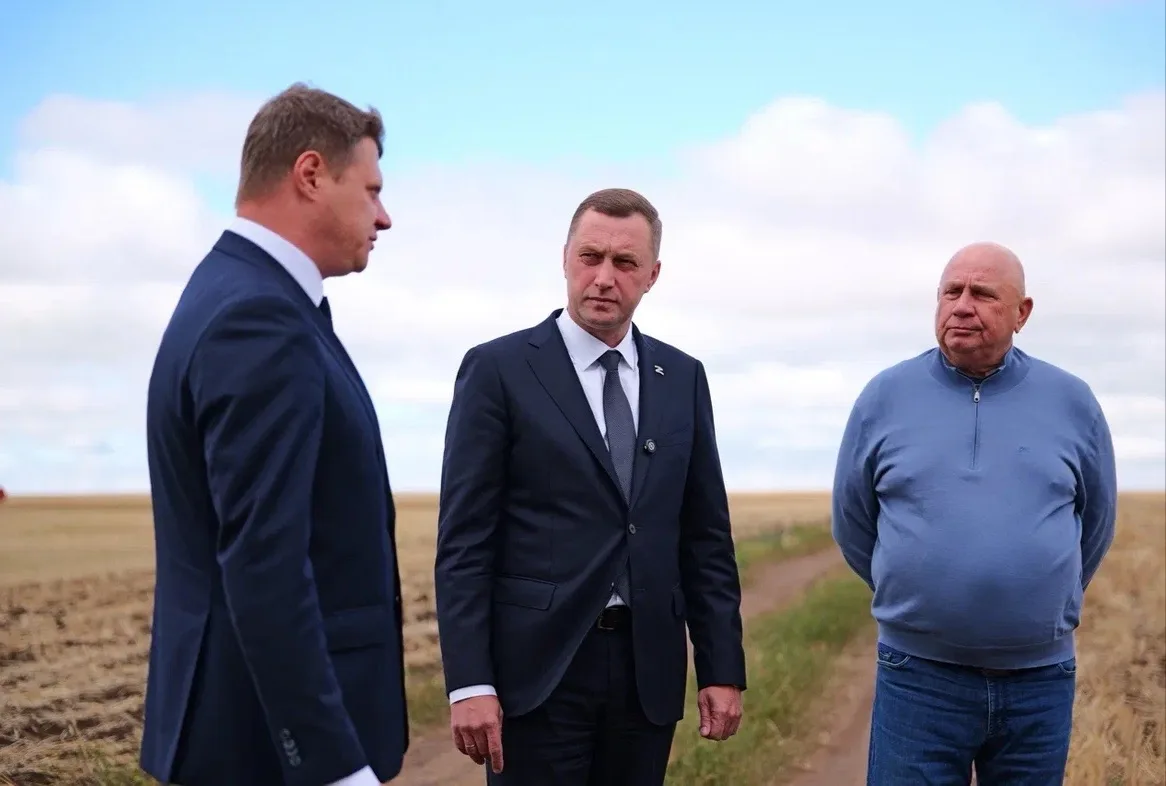 📍 Начал рабочий визит в Советский район со встречи с аграриями. Муниципалитет сейчас в...