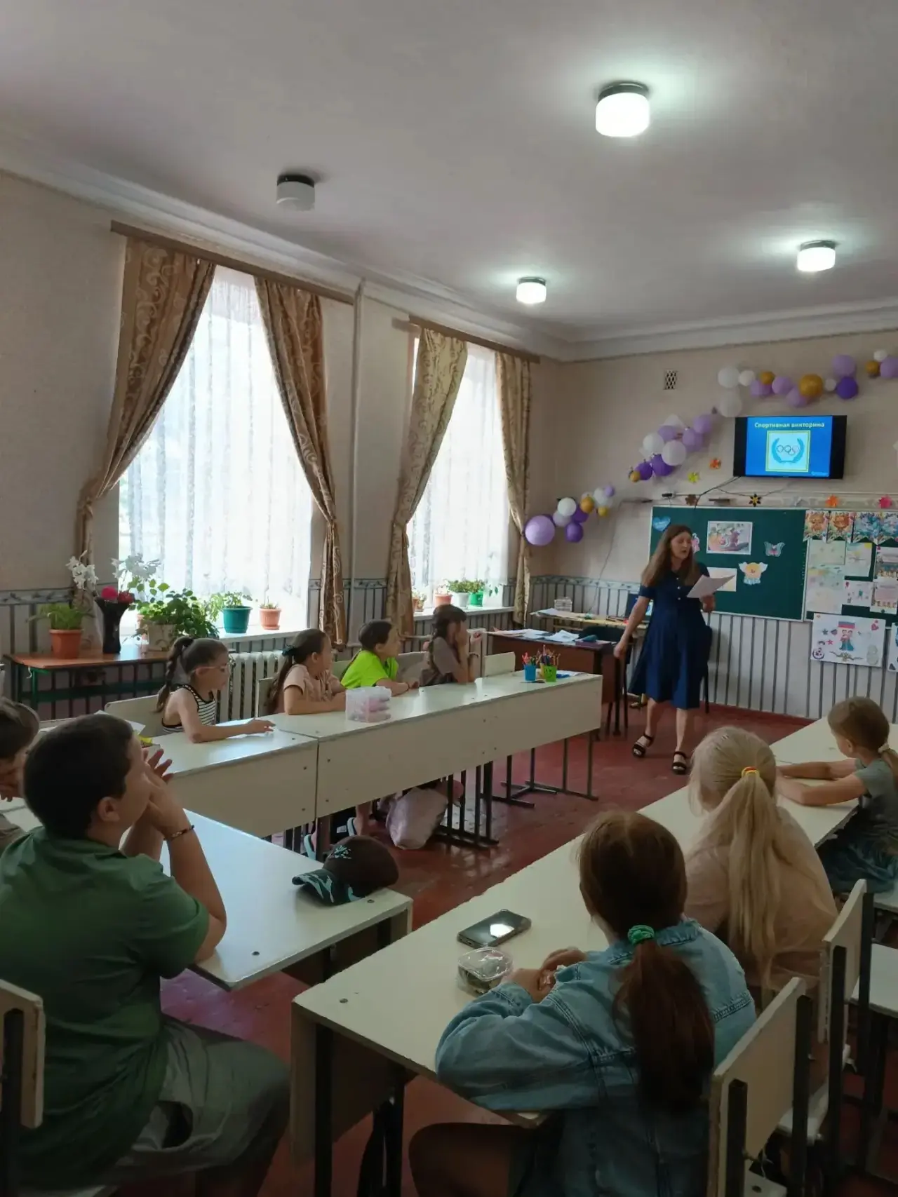Сегодня на летней дневной площадке при ГБОУ 16 была проведена игровая  программа для детей – «Виктор