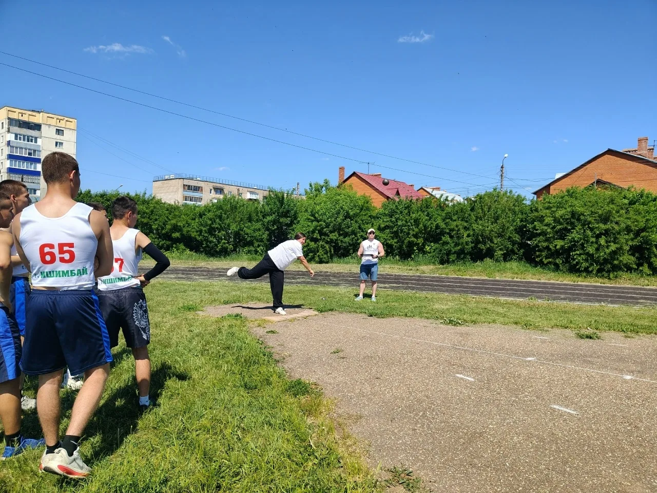 🏃‍♀🏃‍♂ В Ишимбае прошло первенство района по лёгкой атлетике, посвящённое Году единства народов Росс
