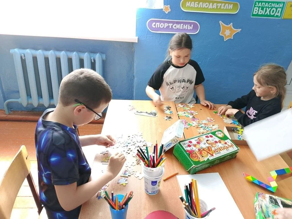 Пятый день лагерной смены «Первые в лето» снова был наполнен событиями с самого утра! Ребят ожидала 