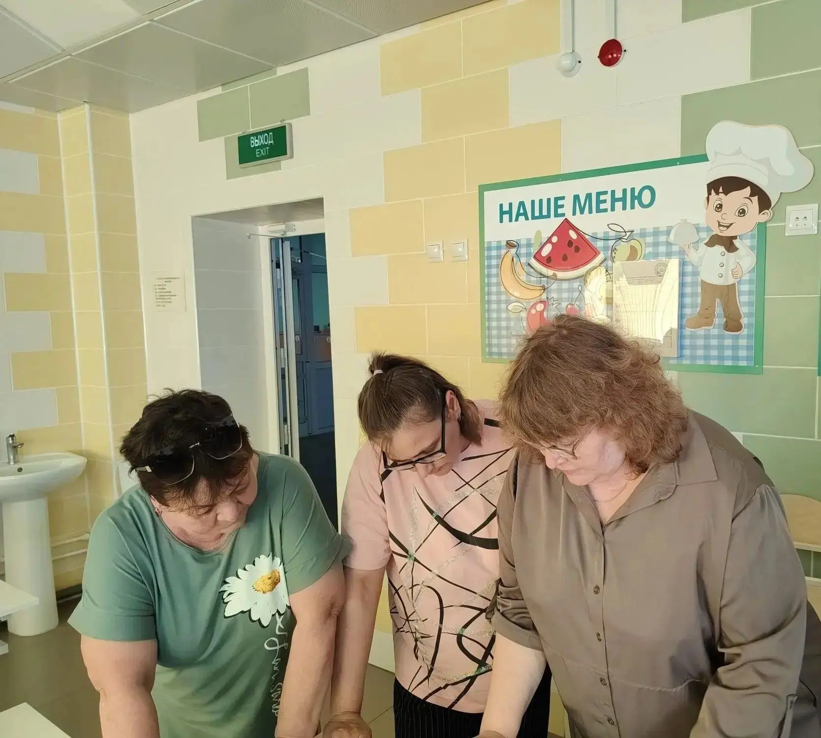 Контроль над организацией питания осуществила комиссия управления образования 05 июня 2026 в лагере 