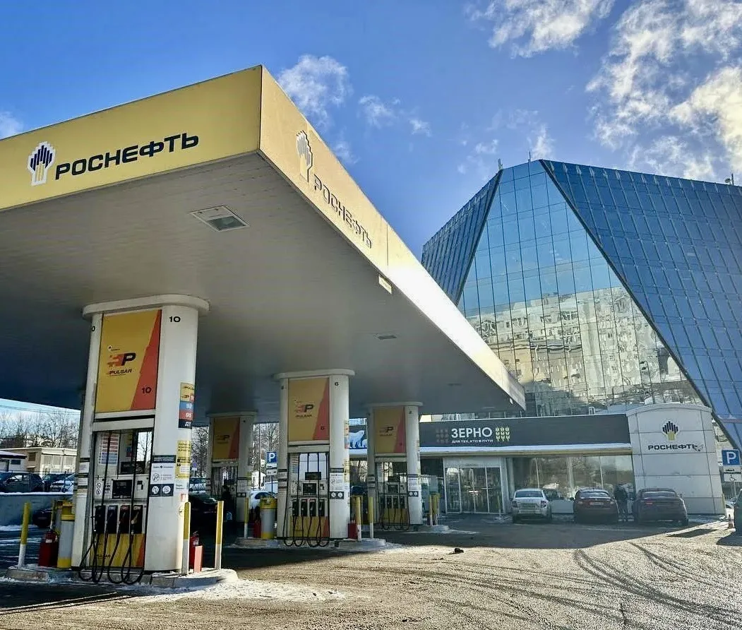 Т-банк опубликовал онлайн-карту АЗС с данными о продаже бензина⛽️

Карта доступна по ссылке toplivo.