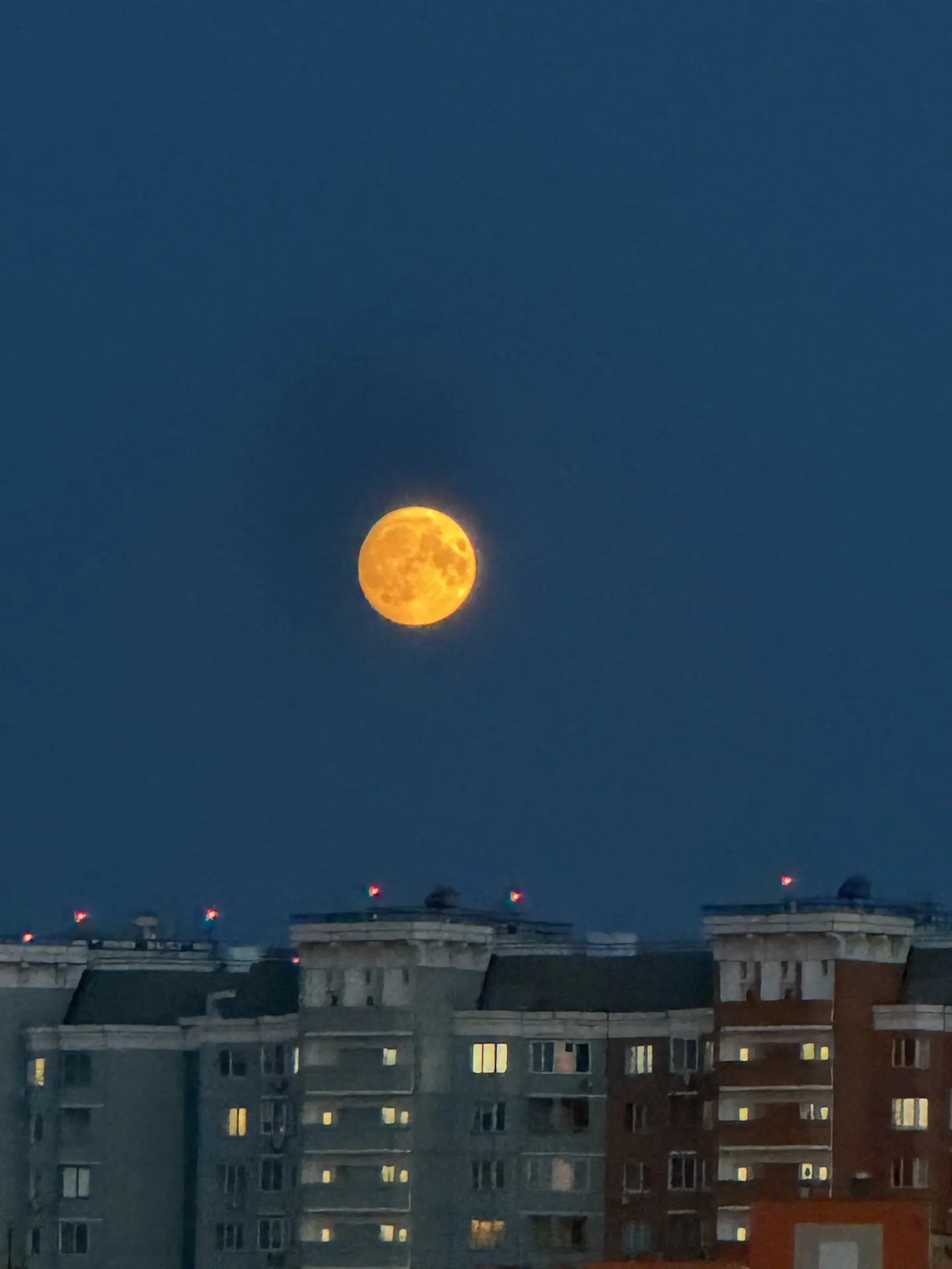 🌓 Луна сейчас над Некрасовкой 

Прислали через бота
🔴 max.ru/nekrasovkanew