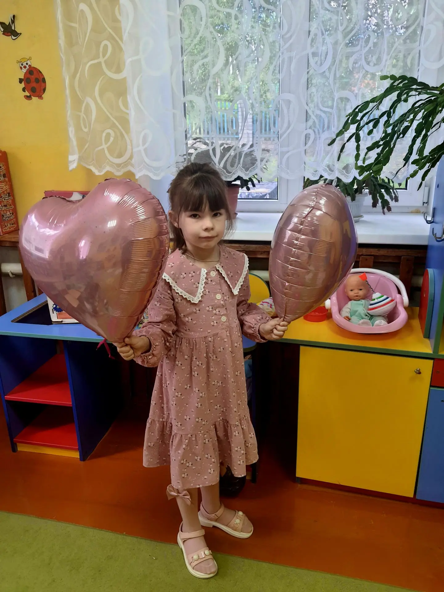 Сегодня  в нашем детском саду  особенный день — мы от всей души поздравляем с днём