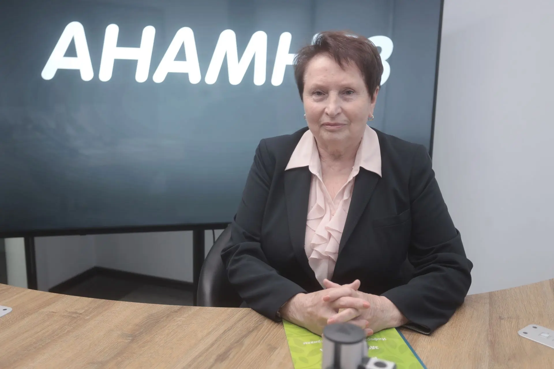 Курящую женщину легко отличить от здоровой, отметила врач – психиатр-нарколог Татьяна А...
