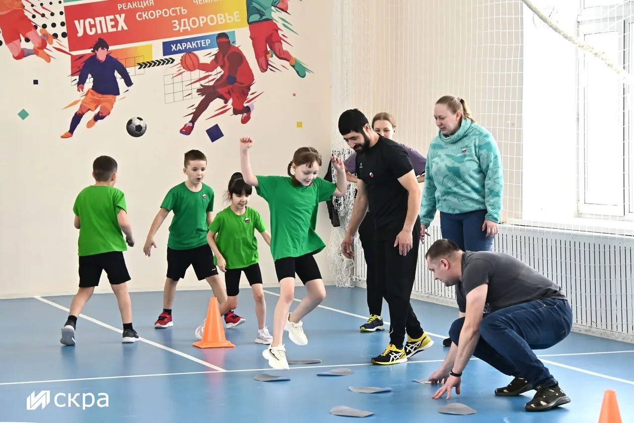 🎉 Вчера в  начальном звене нашей школы для первоклассников состоялось невероятно весёлое и активное 