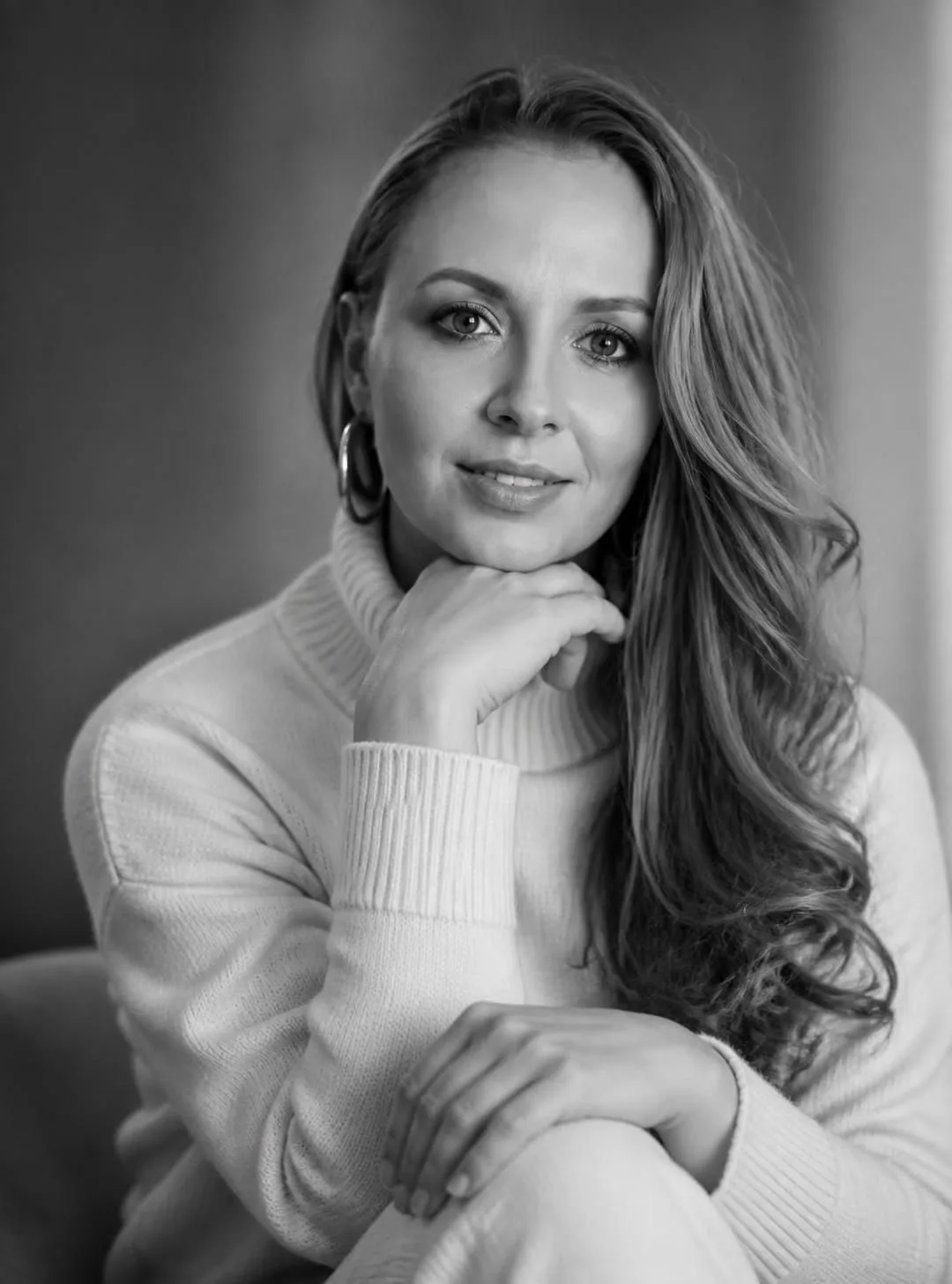 Черно-белый портрет 😍 Смотреть — в VK: https://vk.com/channel_kabirova_visual