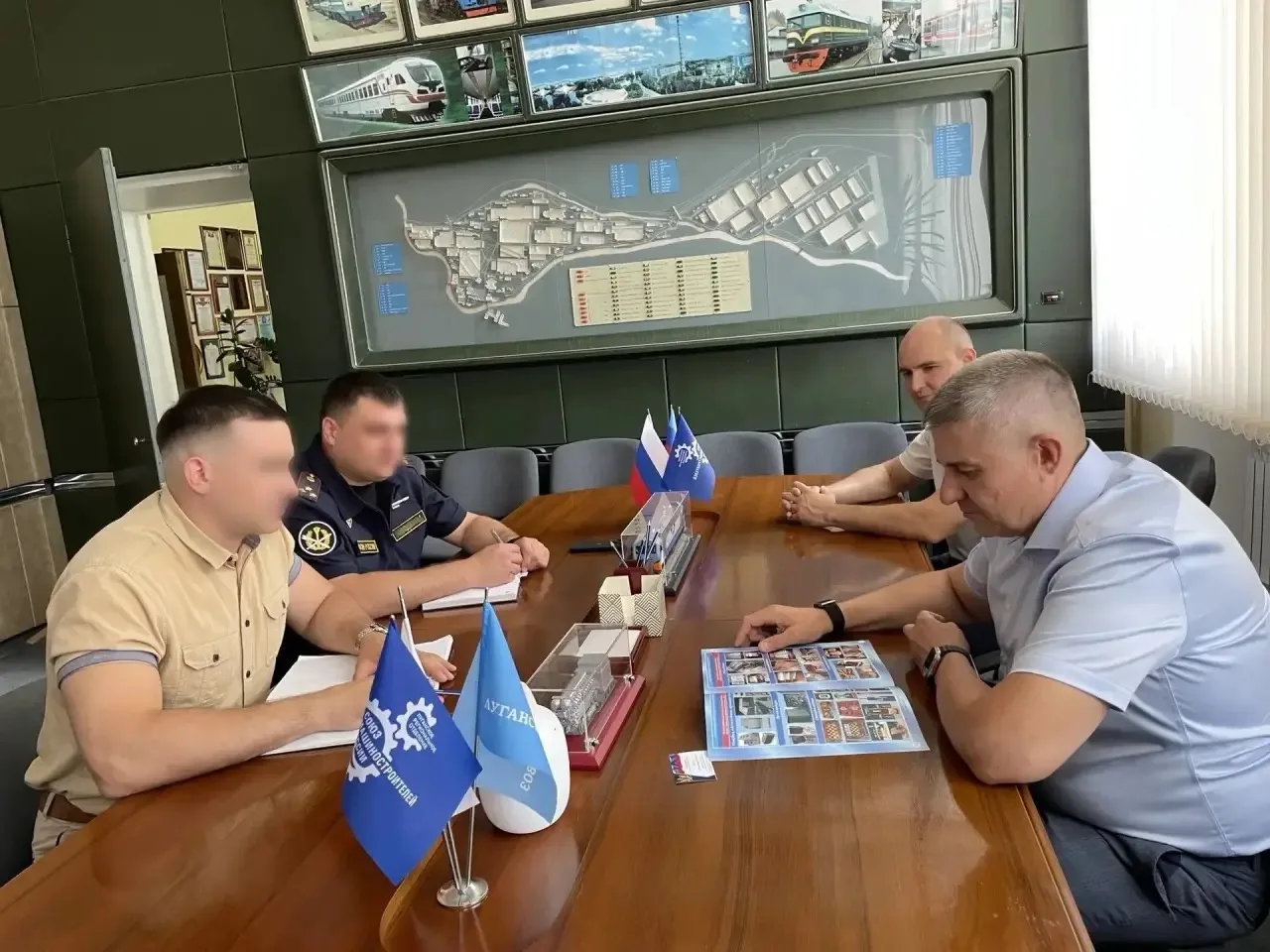 Руководство УФСИН России по ЛНР и ООО «Лугамаш» договорились о трудоустройстве осужденных
 
Первый з