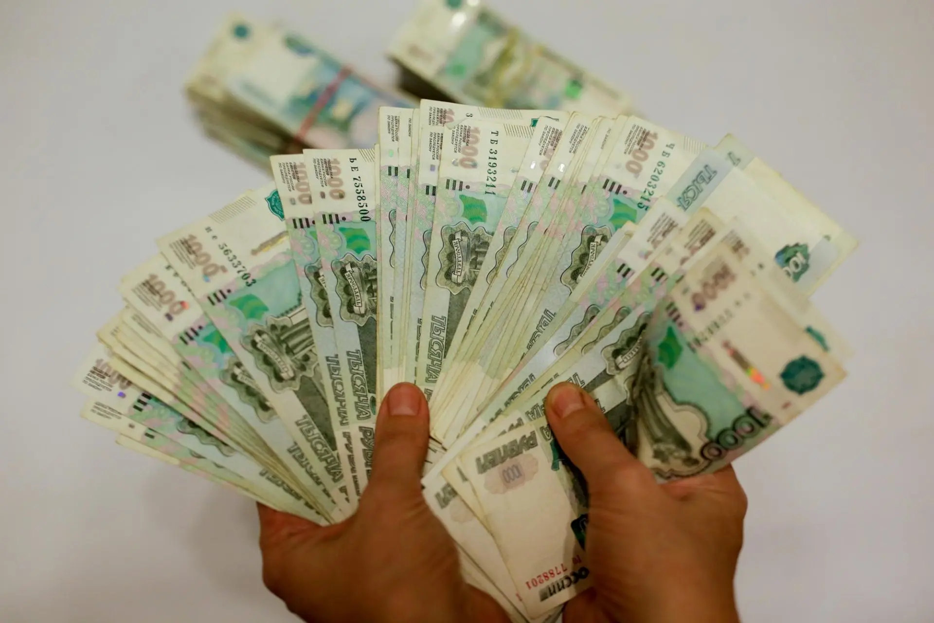 💳 С 1 октября в России вырастет пенсия. У каких категорий граждан?