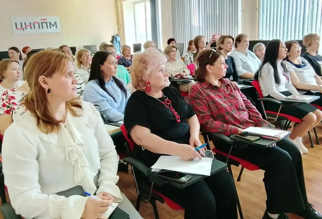 Педагоги детских садов осваивают современные подходы к работе с детьми с ОВЗ   В институте образован