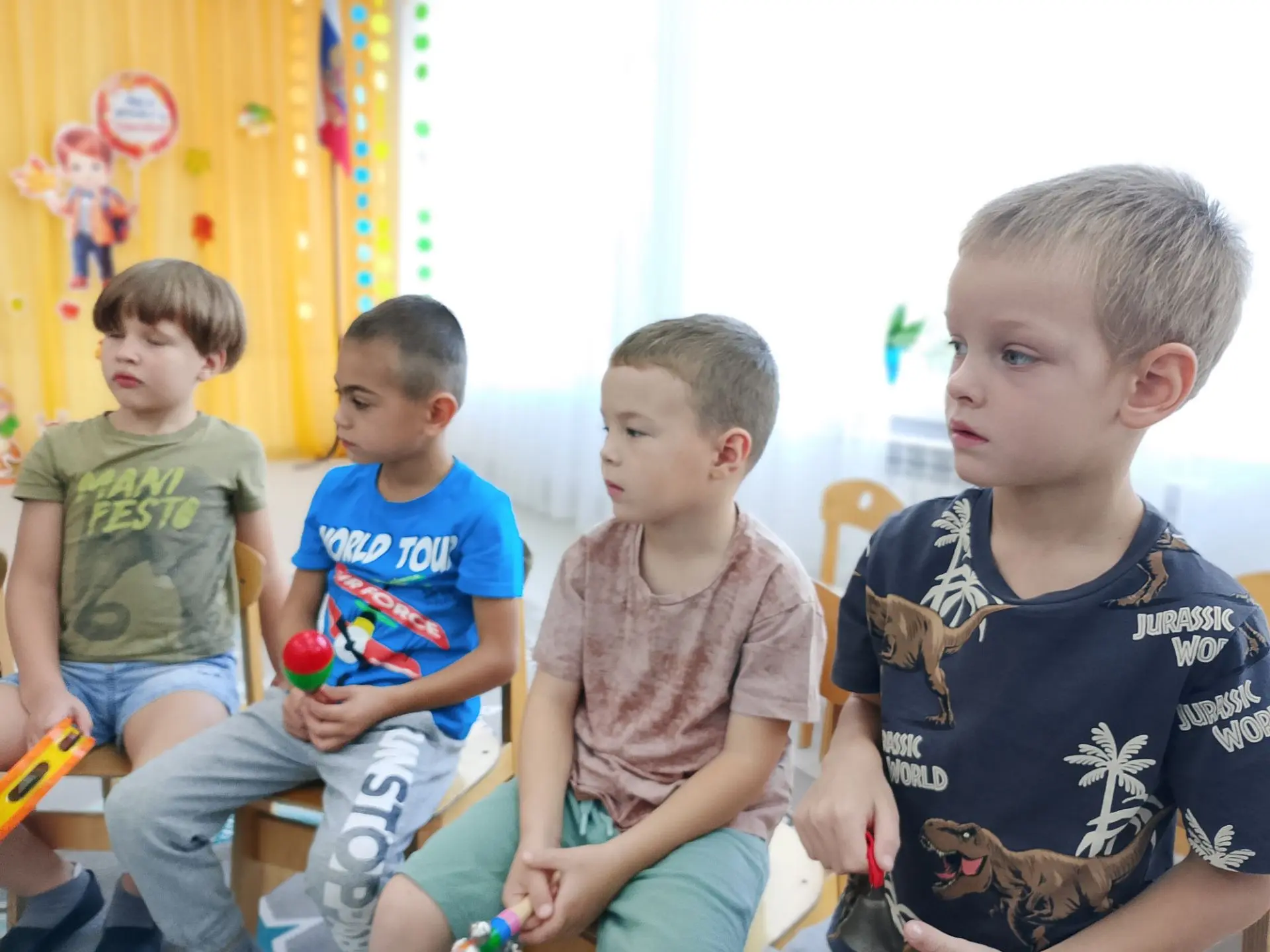 Сегодня наша замечательная группа «Пчёлки» 🐝✨ познакомилась с музыкальным руководителе...