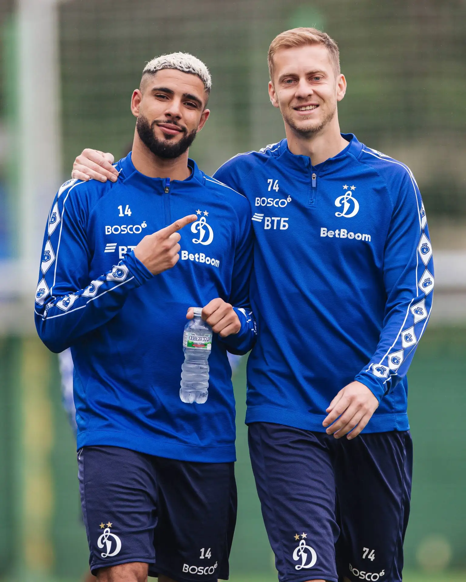 Отпуск 🔚

Подготовка к сезону 🔛

@fcdynamo
