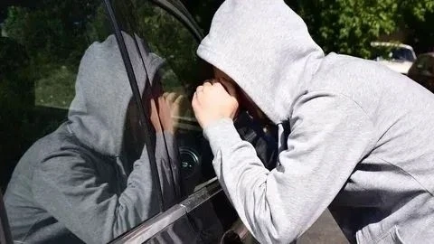 ⛓️‍💥В Астрахани двое подростков пойдут под суд за угон автомобиля