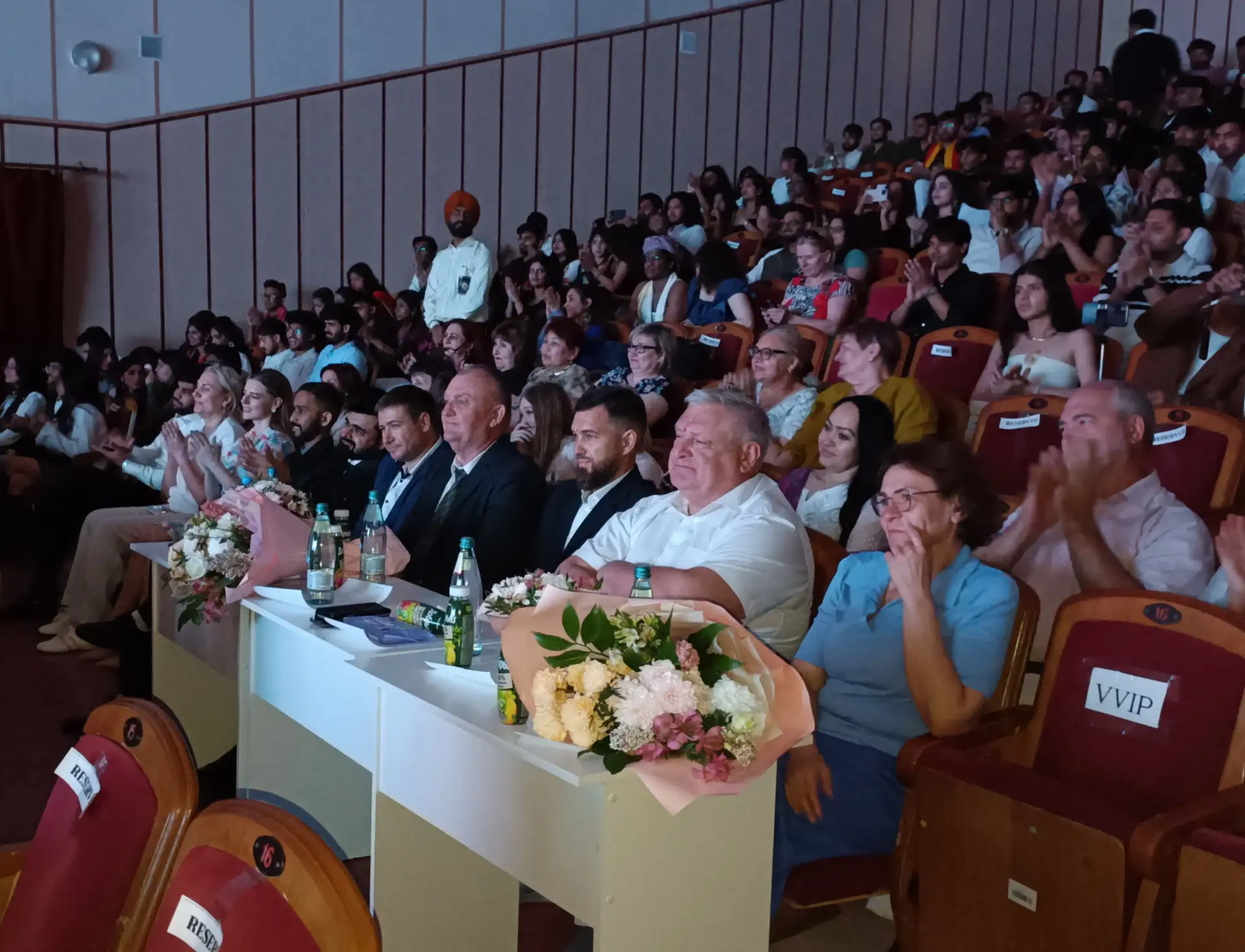 Вечер индийской культуры подарил зрителям факультет иностранных студентов   В ДК «Россия» состоялся 