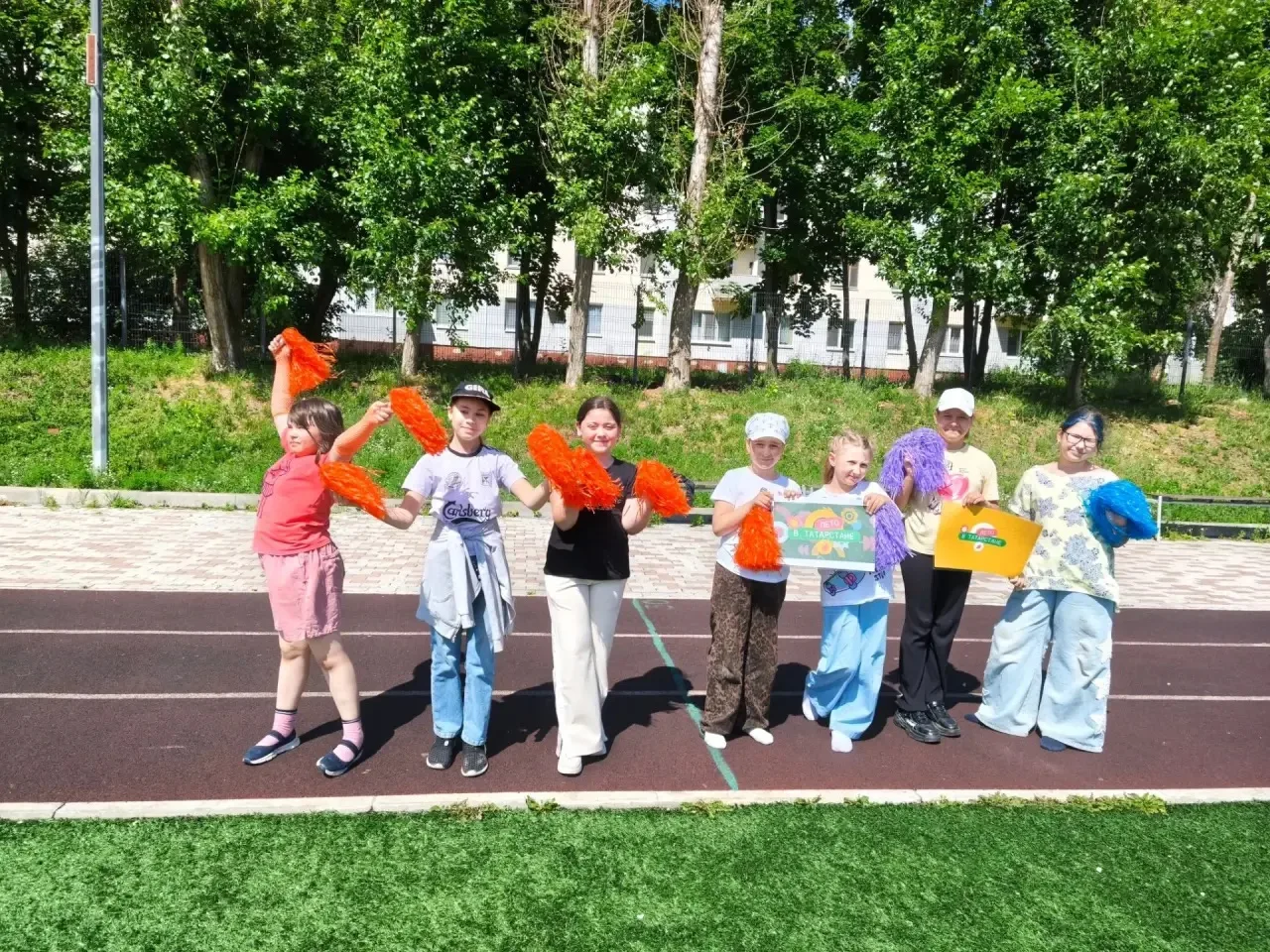 ЛЕТНИЙ ФУТБОЛ В ЛАГЕРЕ — КОГДА БОЛЕЮТ ВСЕ! ☀⚽
1️⃣8️⃣ ИЮНЯ 
ҖӘЙГЕ ЛАГЕРЬНЫҢ БЕР КӨНЕ. ФУТБОЛ ҖАНАТАРЛ