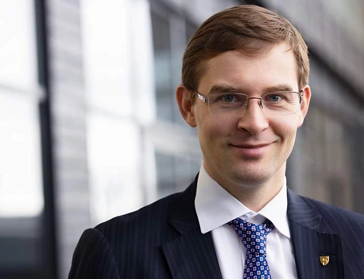 Генпрокуратура потребовала изъять активы президента FIDE Тимура Турлова на сотни млн до...