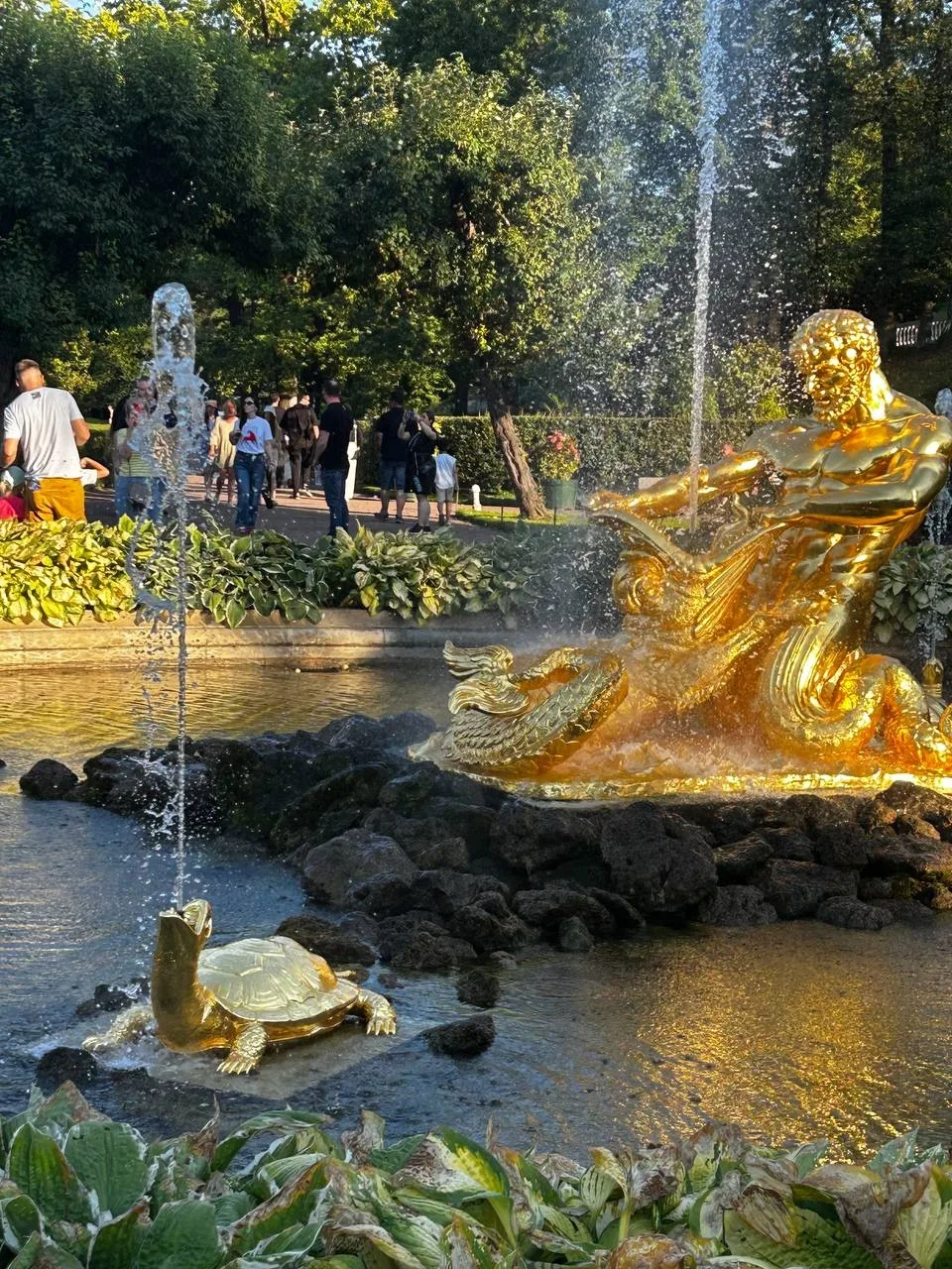 Едем на 💦 ПРАЗДНИК ФОНТАНОВ в Санкт-Петербурге 🍁