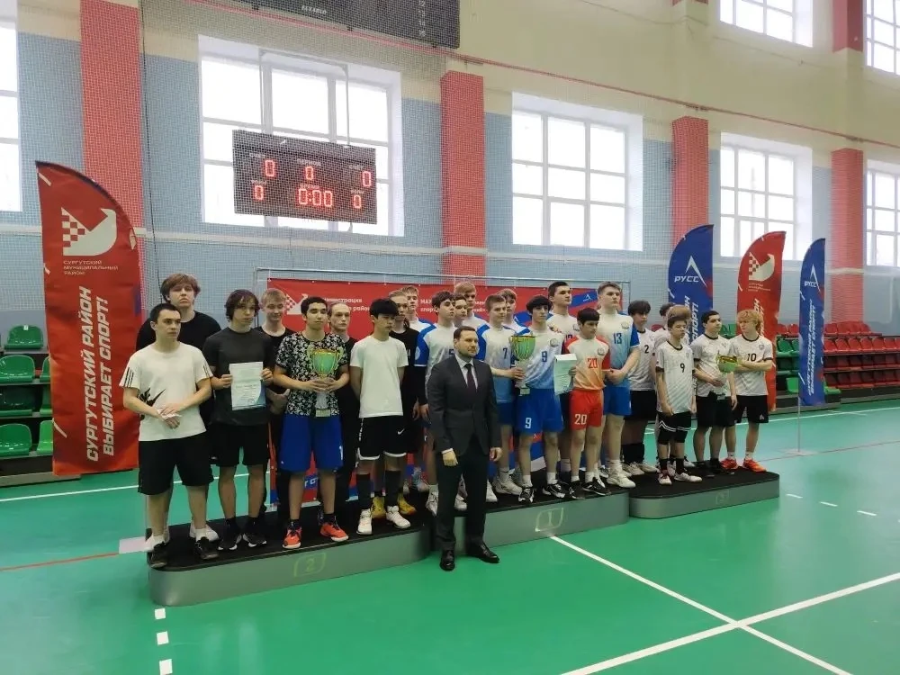 Поздравляем🎉   28.04.2026 года состоялись соревнования по волейболу среди юношей в зачет XXIX Спарта