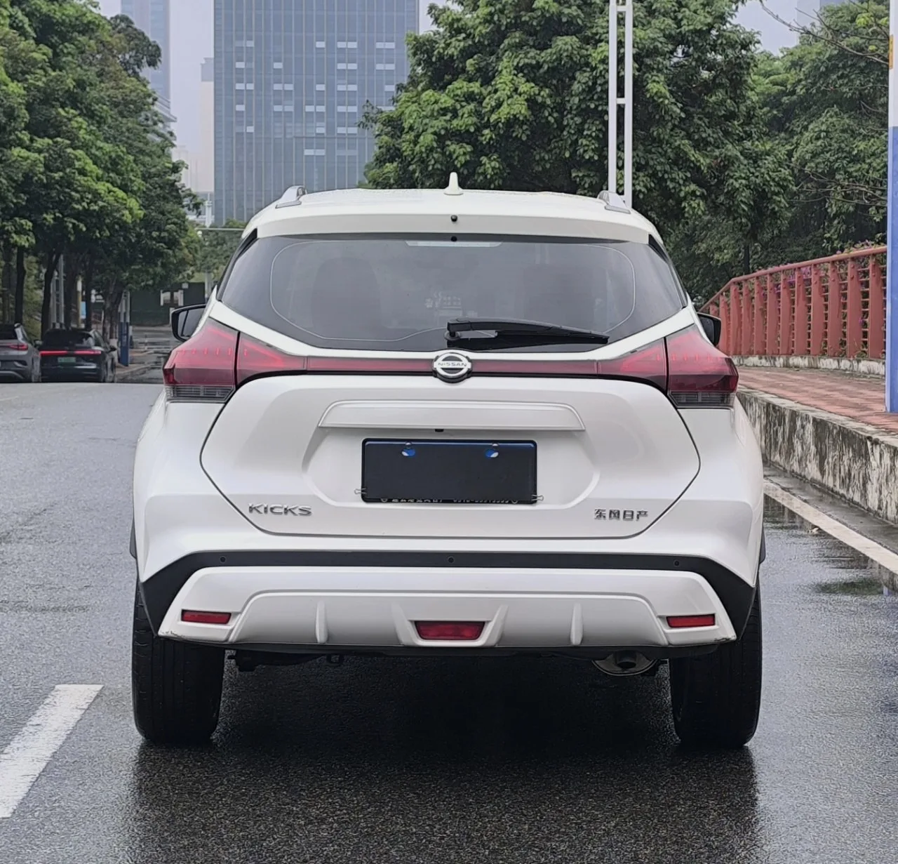 Nissan Kicks 1.5L CVT XL Fashion Edition (2022) 🚗  В наличии в Китае 🇨🇳  📍 Стоимость под ключ до Вла