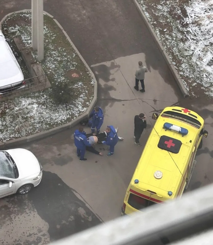 В Смоленске мужчина на почве ревности застрелил нового кавалера своей бывшей супруги.