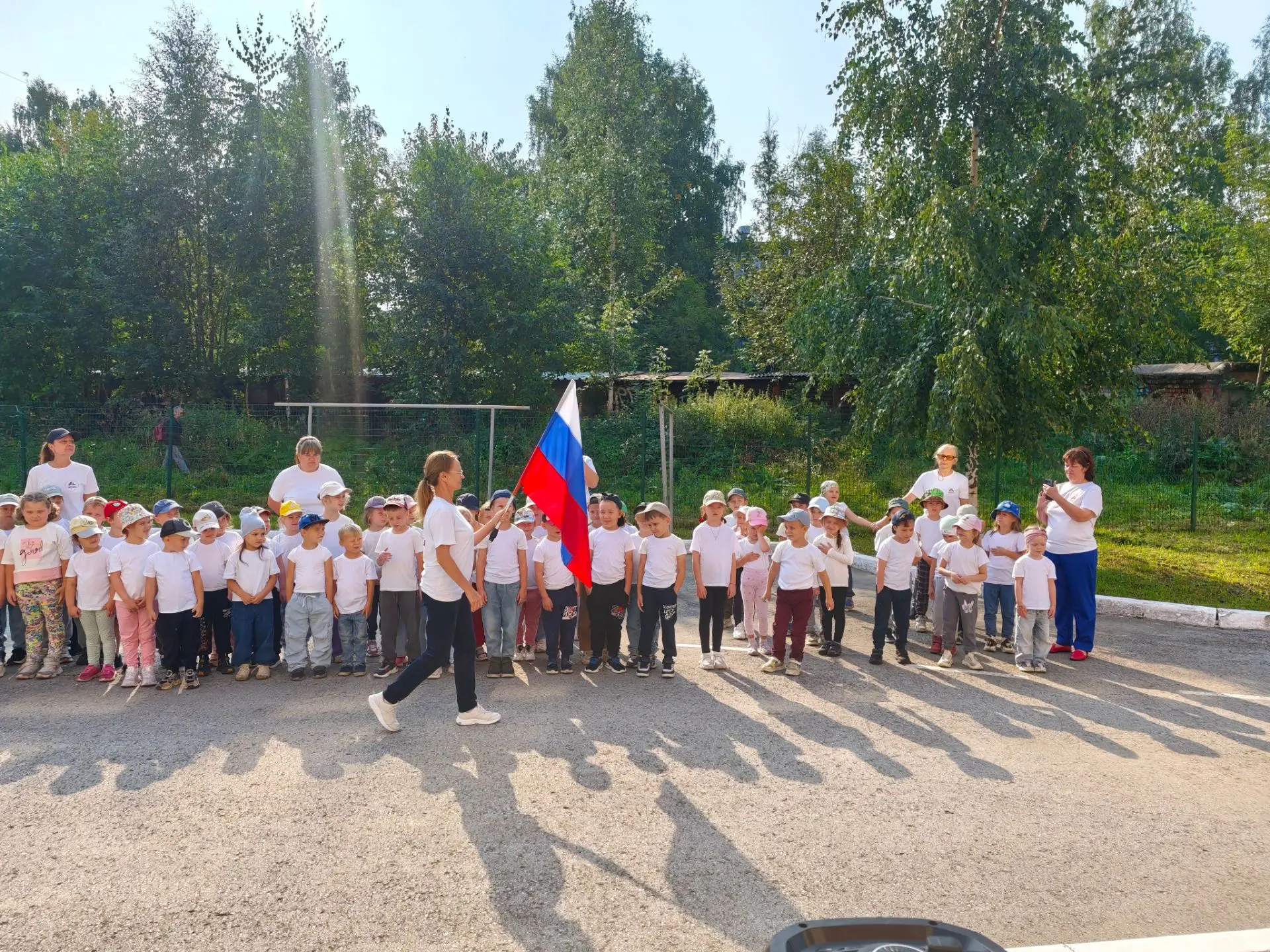🎉 День Государственного флага РФ в нашем детском саду прошёл ярко и по-особенному! 🇷🇺