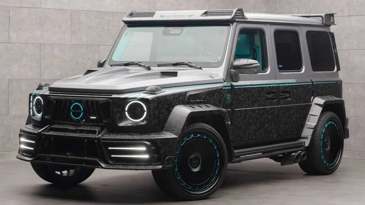 Mansory снова взялась за G-Class — на этот раз получился 820-сильный Grand Entrée с бир...