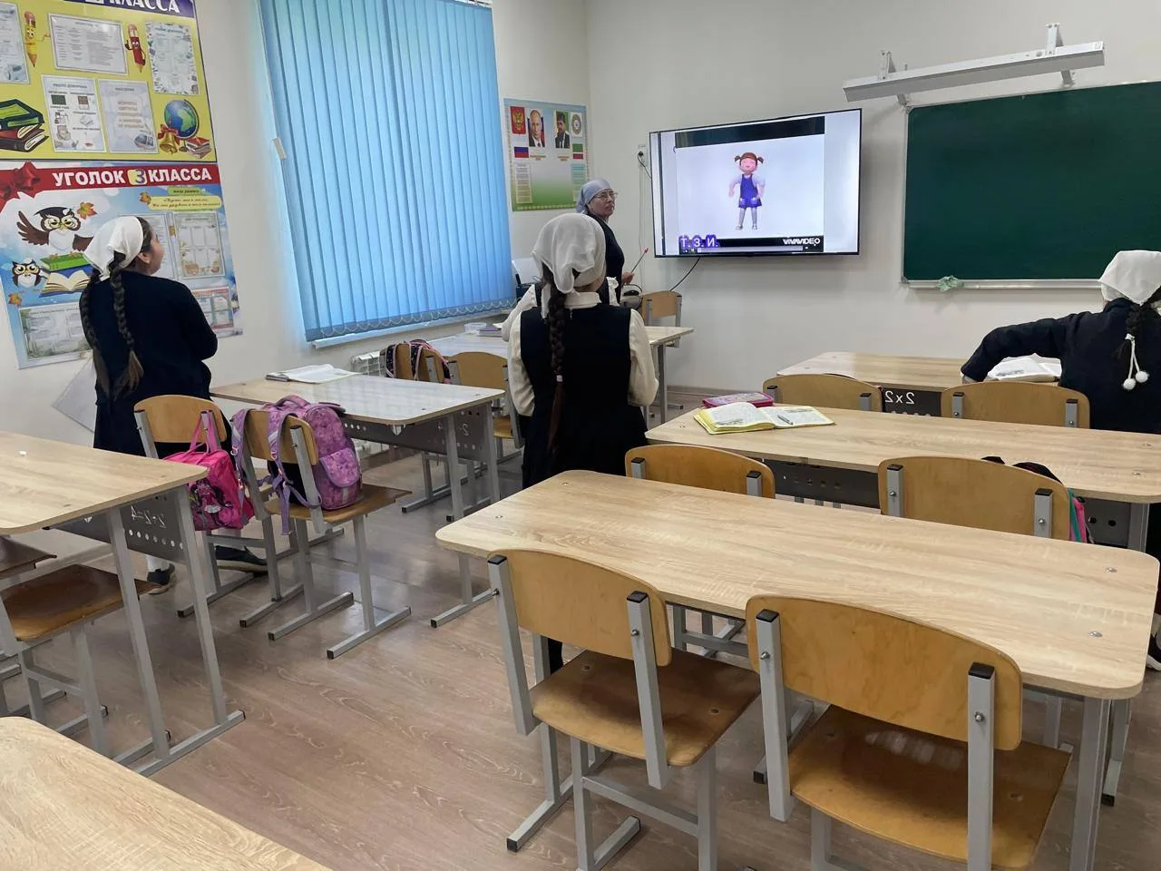 💫📚Урок чеченской литературы в 3 классе

Тема:«Хьуьнан акхарой б1аьста»
Ребята погрузились в мир пр