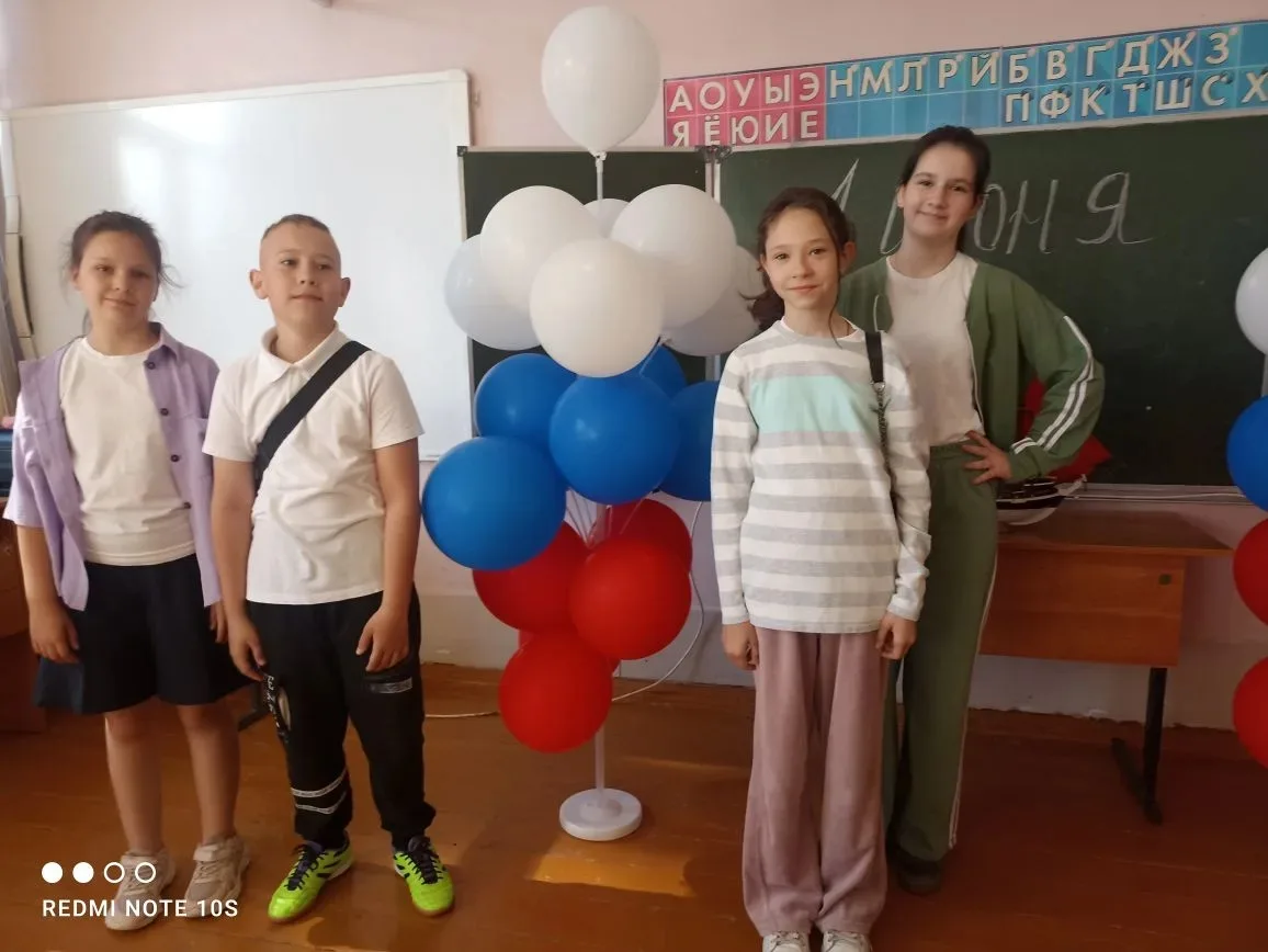 Сегодня в МБОУ "Виленская СОШ" состоялось открытие летнего оздоровительного лагеря "Алы...