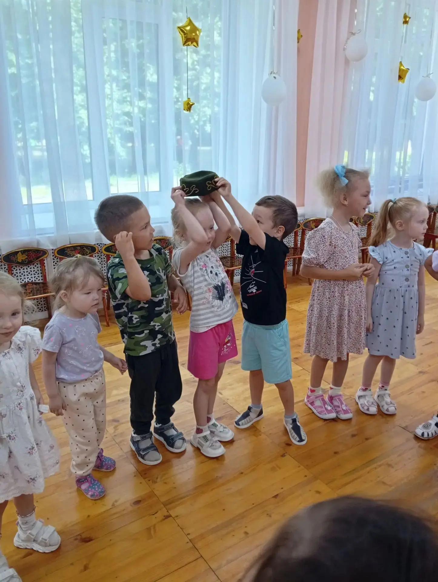 Продолжаем путешествие по Республике Татарстан. Знакомимся с татарскими народными играми.