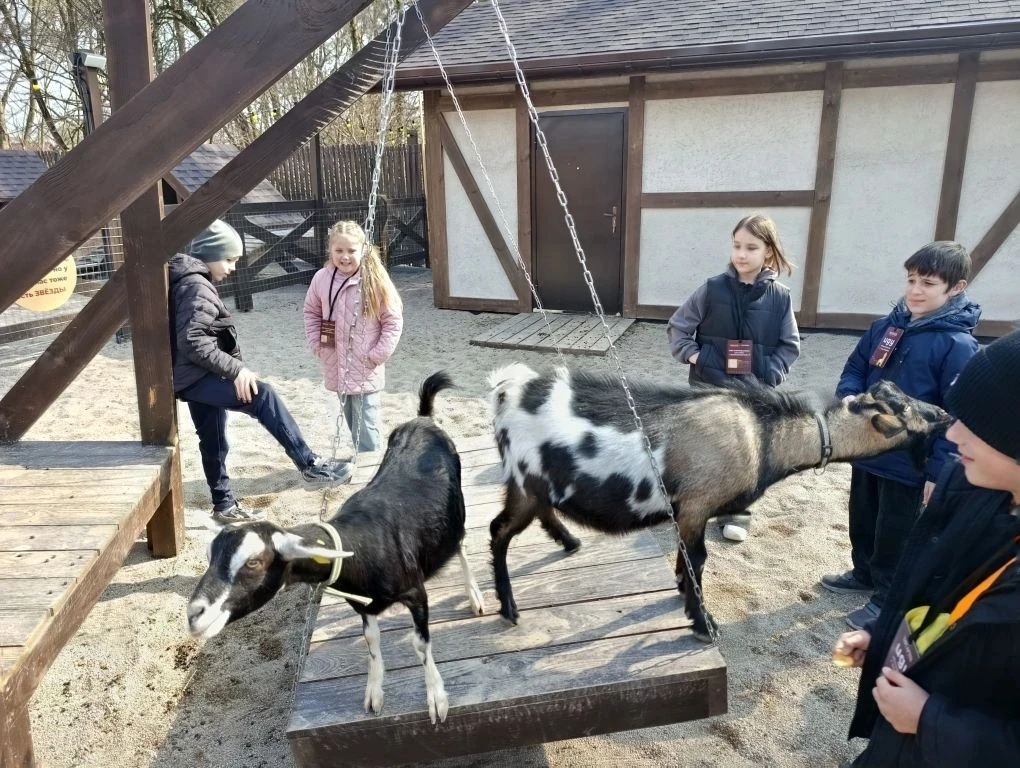 ☀️ Начало каникул = незабываемая экскурсия! ☀️  28 марта ученики 1 "Б" и 2 "В" классов отправились в
