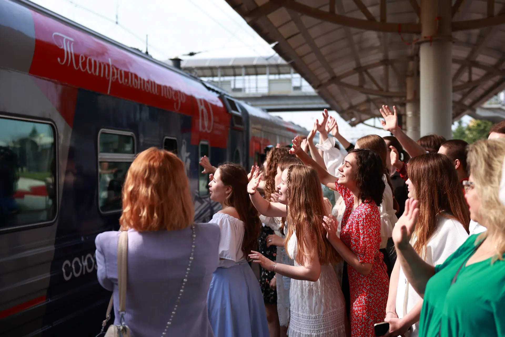 🎭Челябинск встретил «Театральный поезд»

Сегодня в столицу Южного Урала прибыл «Театральный поезд».