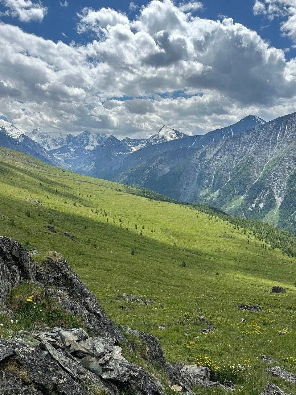 Подъем с Текелю на плато Сарыбель
Вид на перевал Каратюрек 😍