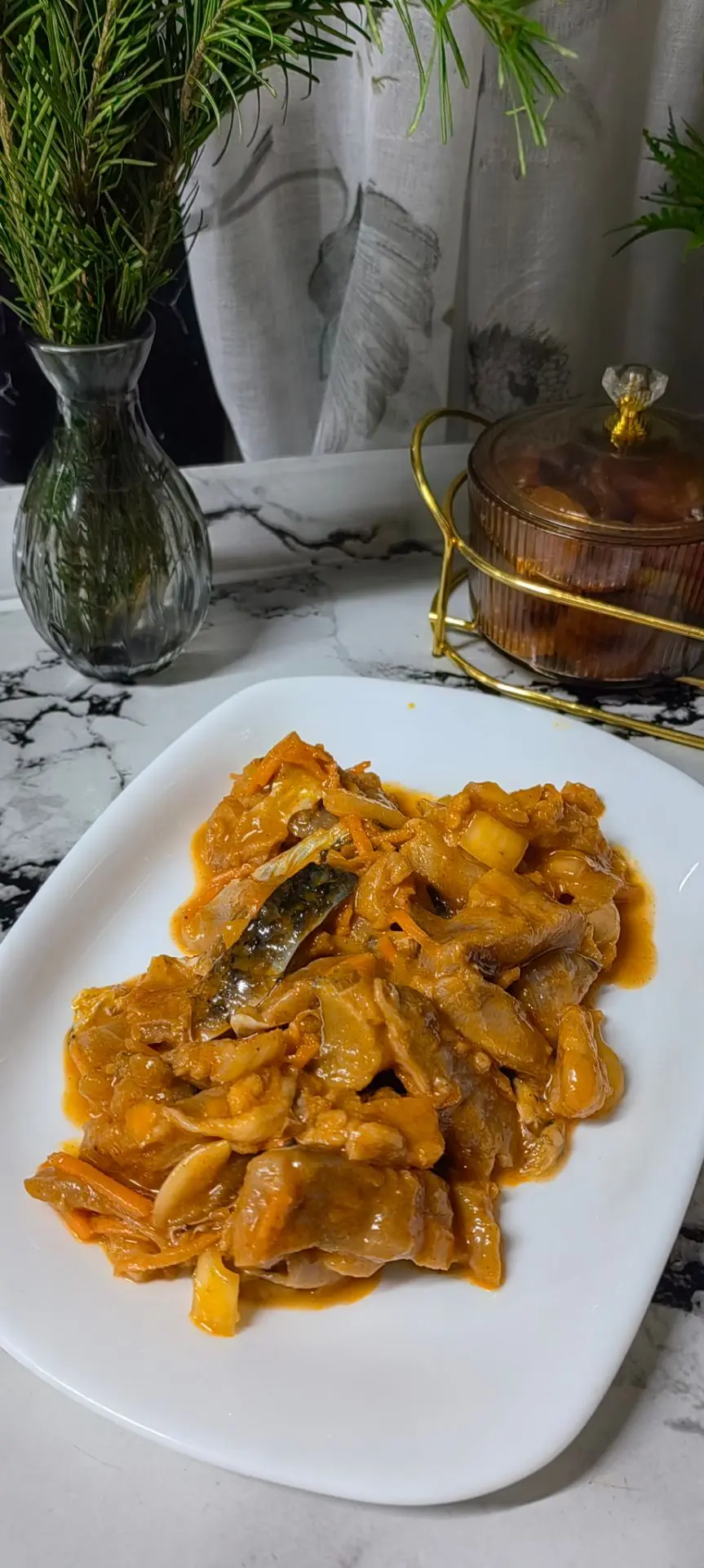 Муж вчера приготовил хе из карася и окуня, ну вкусненько 😋😋😋