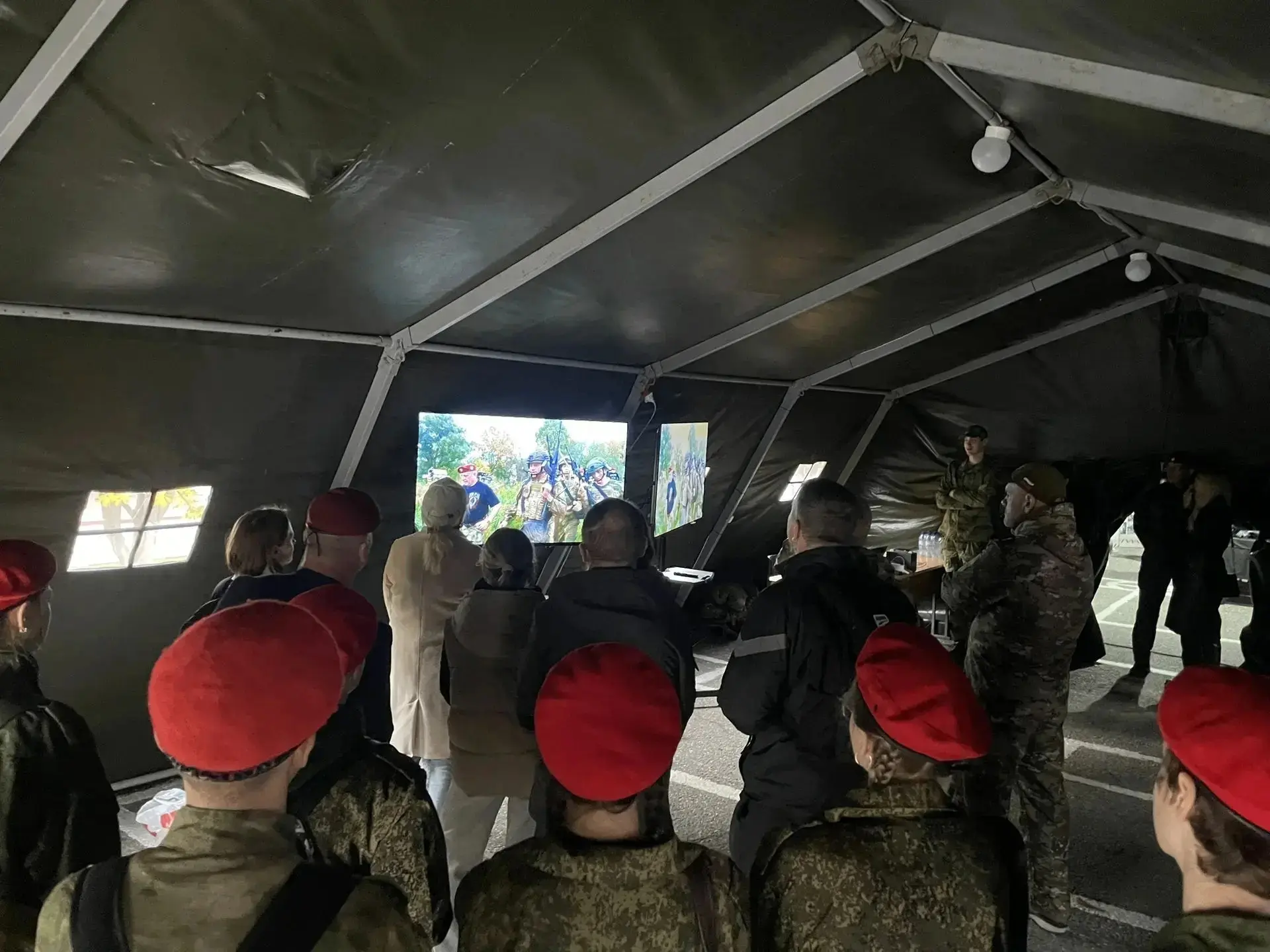 ЭТО НАДО ВИДЕТЬ! 🔥 Наши ребята заглянули «за кулисы» жизни спецназа