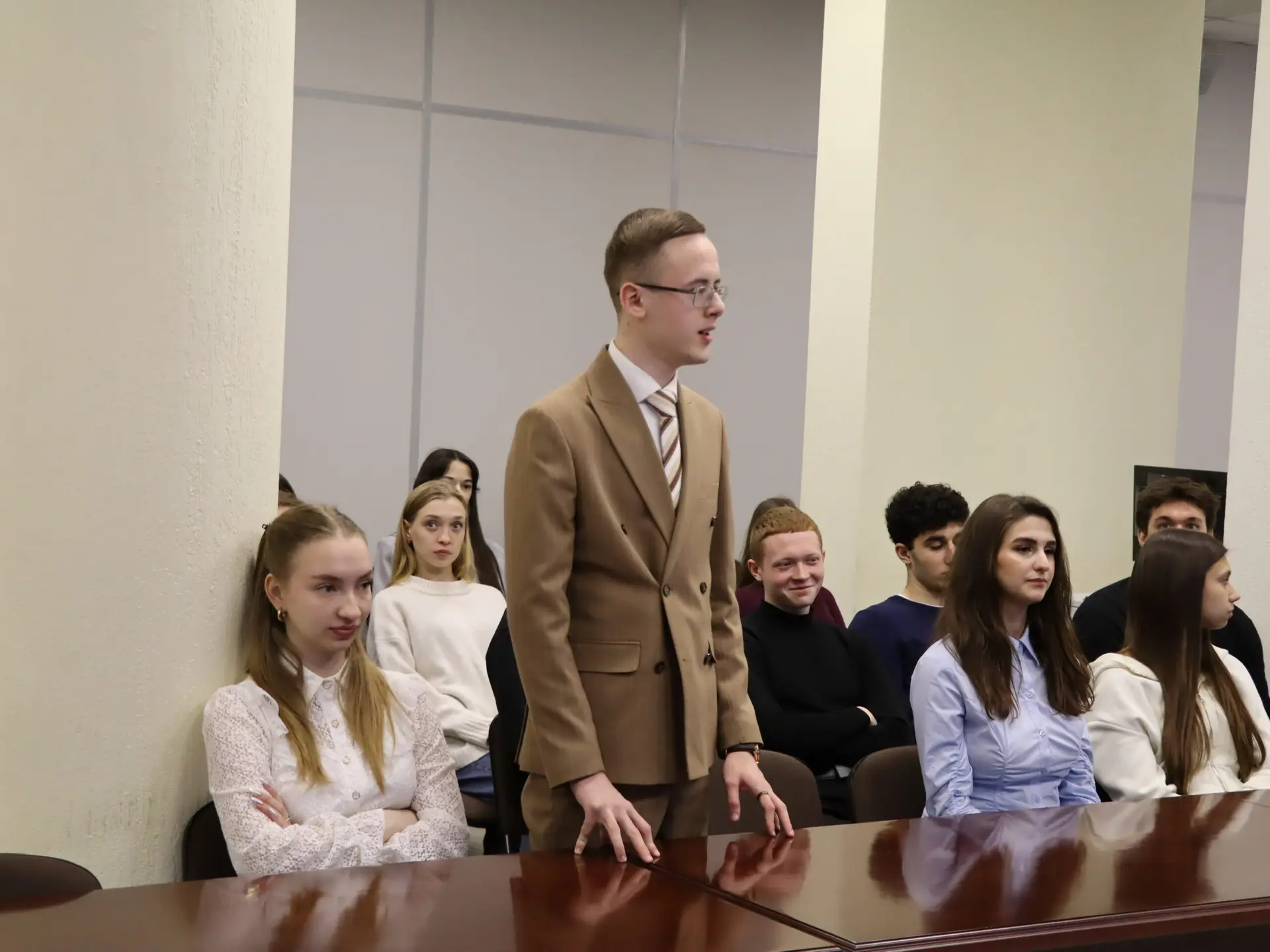 Сегодня с работой краевой избирательной комиссии Краснодарского края познакомились студенты первого 