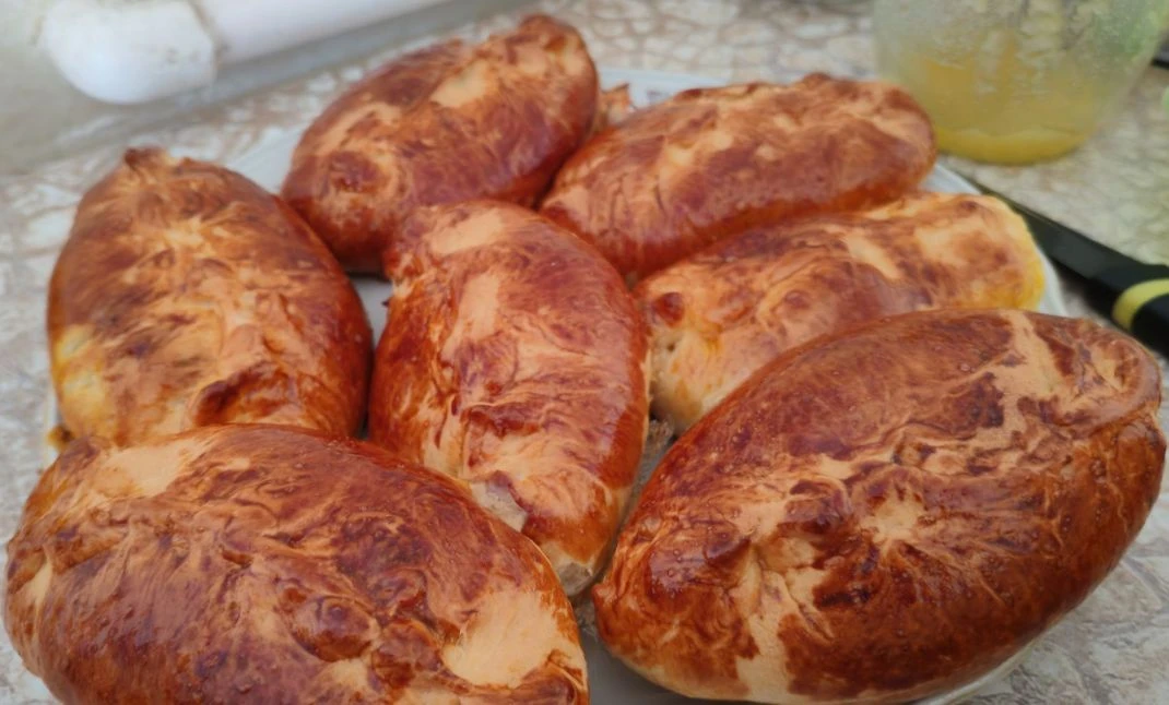 Пирожки с яблоками 😋