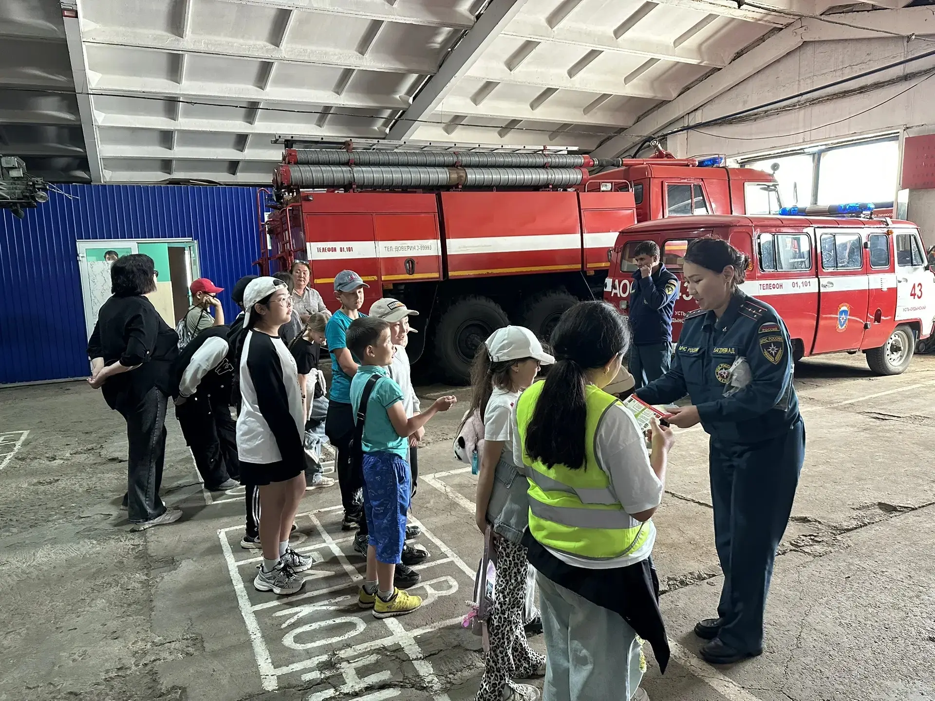 🚒 Лето в «Найрамдале»: не только весело, но и безопасно!

13 июня ребята из лагеря «Найрамдал» отпр