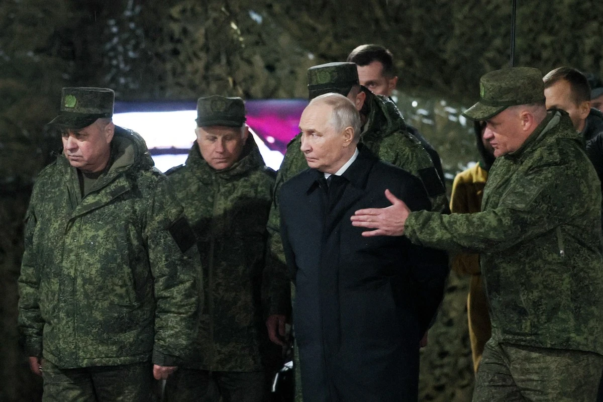 🇷🇺 Сегодня, 2 октября, президент России Владимир Путин посетил стратегические командн...