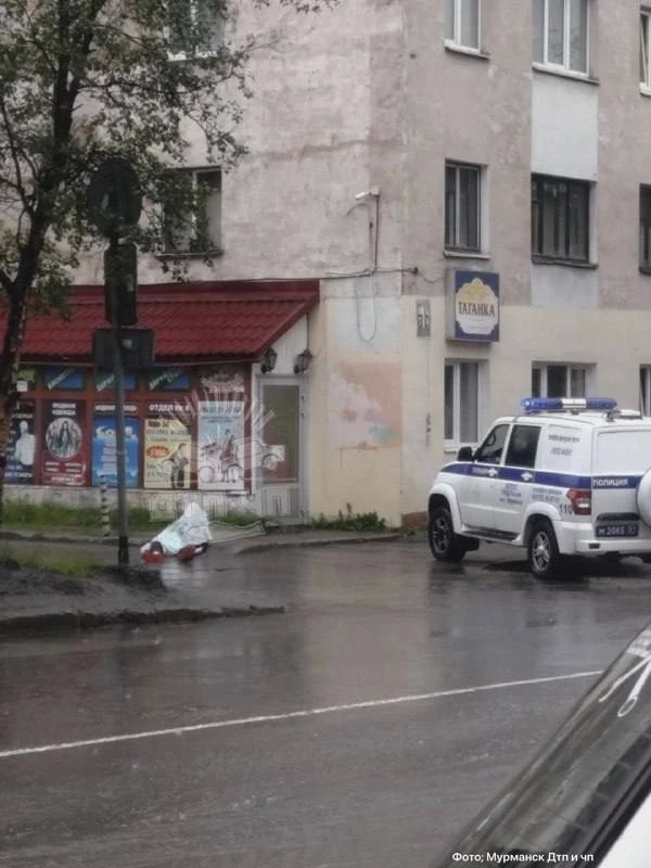 ⚡Тело мужчины обнаружили на улице Кирова в Мурманске

На месте работают сотрудники полиции. Обстояте