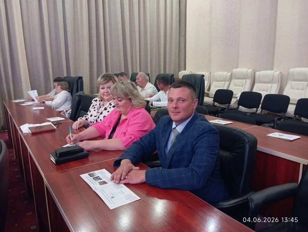 Глава администрации Большечечуйского МО Горшков Д.В. в составе делегации Базарно-Карабулакского МР  