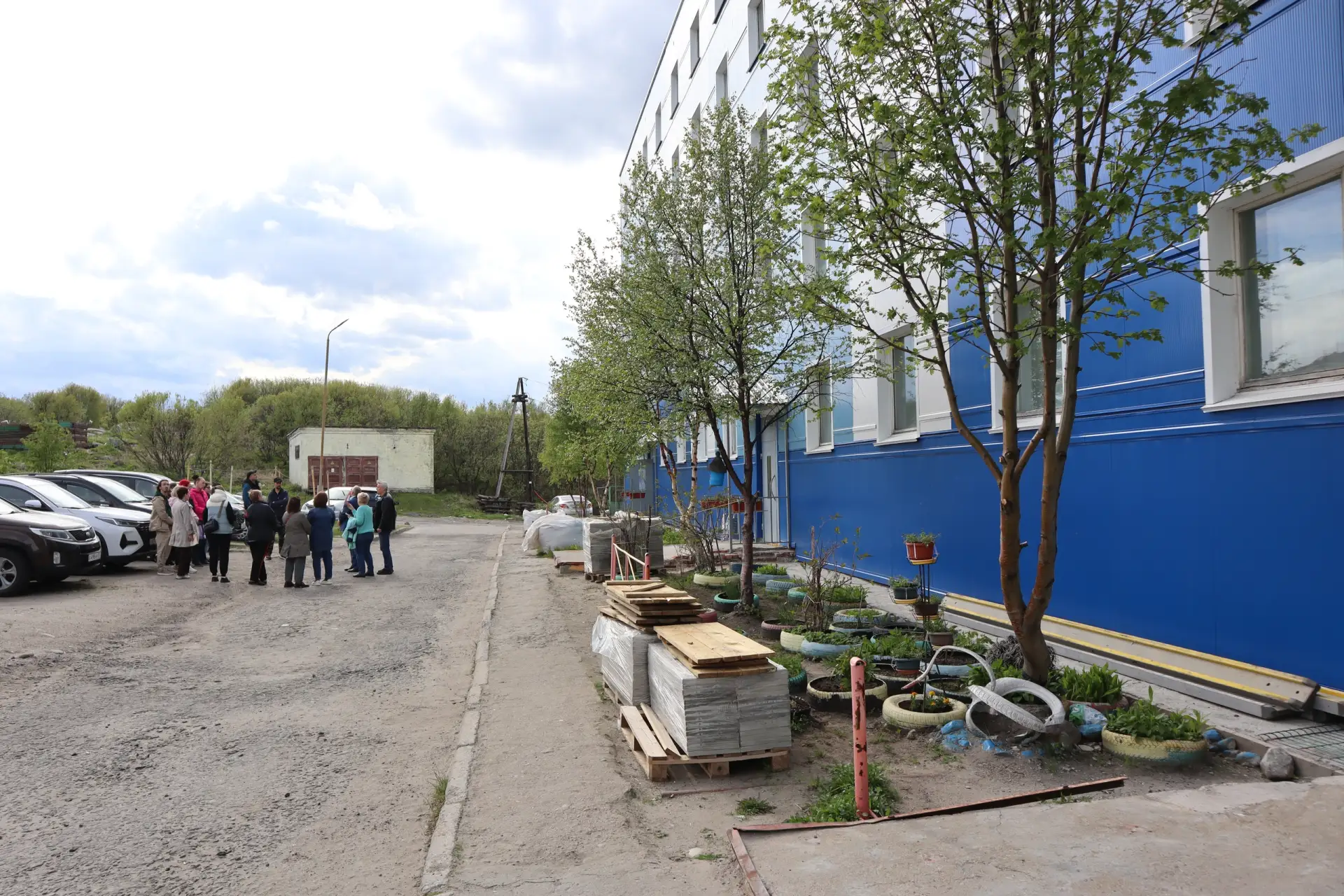 Председатель Мурманской областной Думы Сергей Дубовой встретился с жителями поселка Оле...