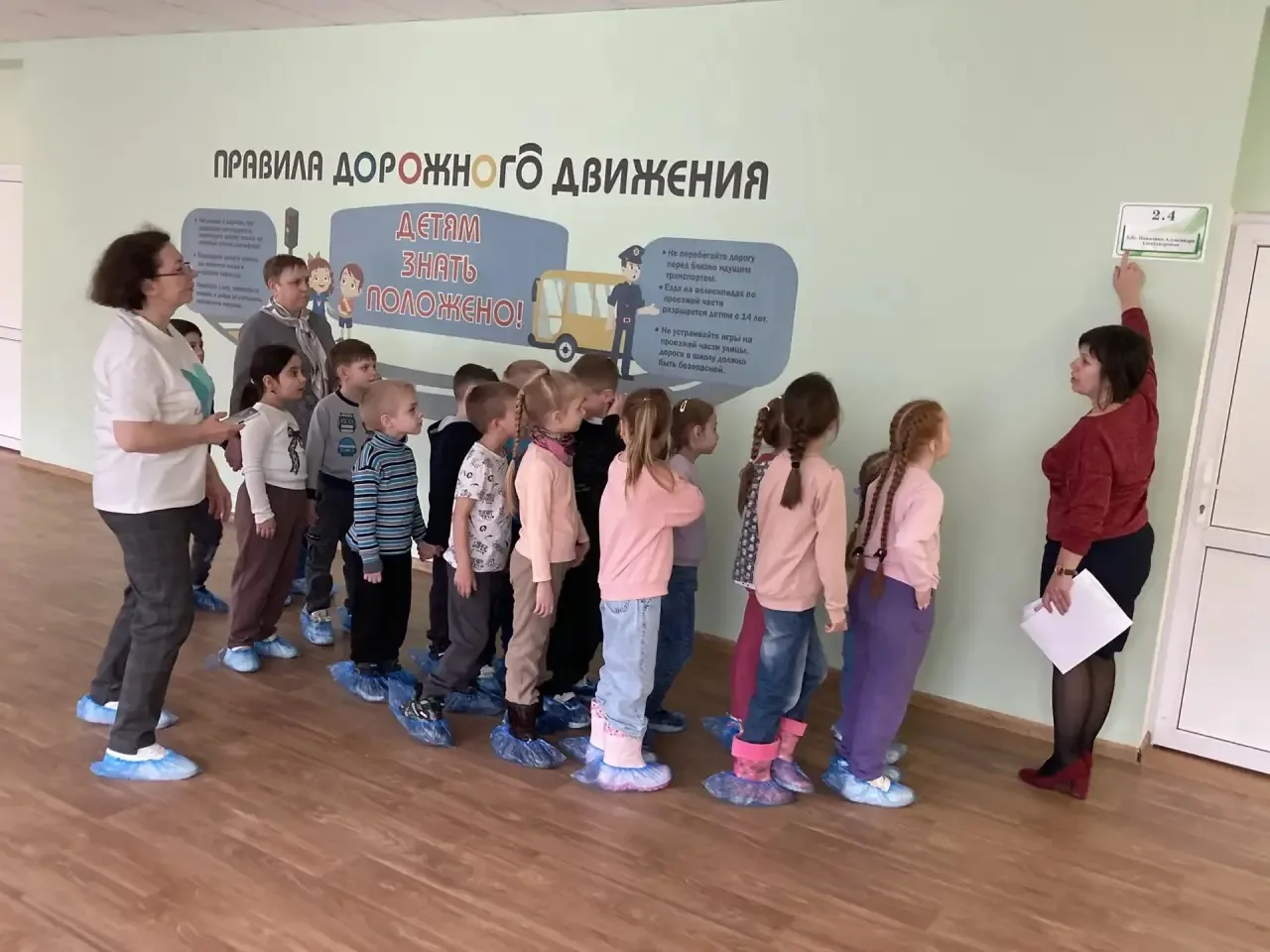 📚 Школа распахнула двери для самых маленьких гостей!  Сегодня нашу школу посетили воспитанники муниц