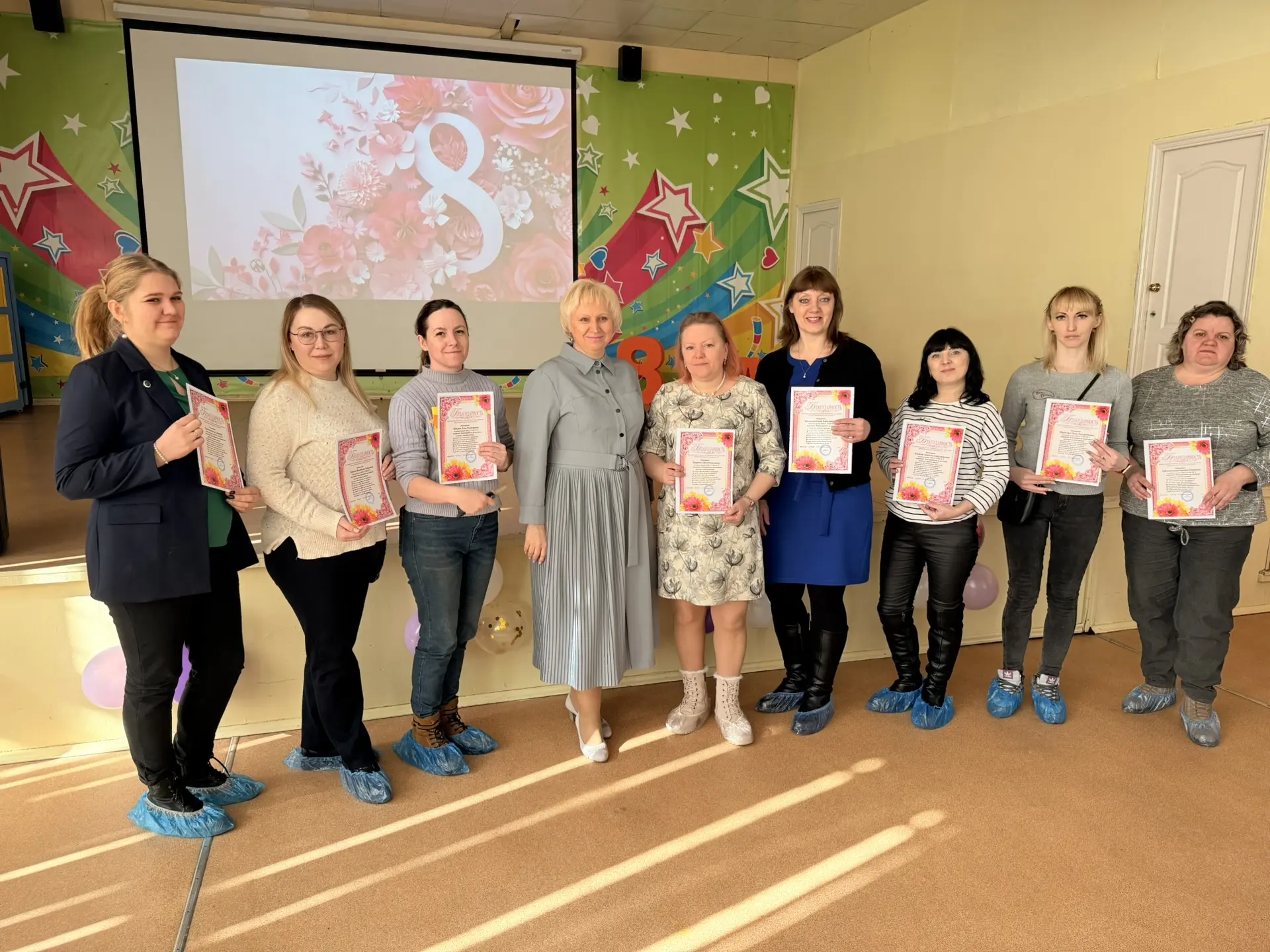 Как это было: наш праздничный день 8 Марта 💐  🌟Сегодня в стенах школы 72 было особенно тепло и уютно