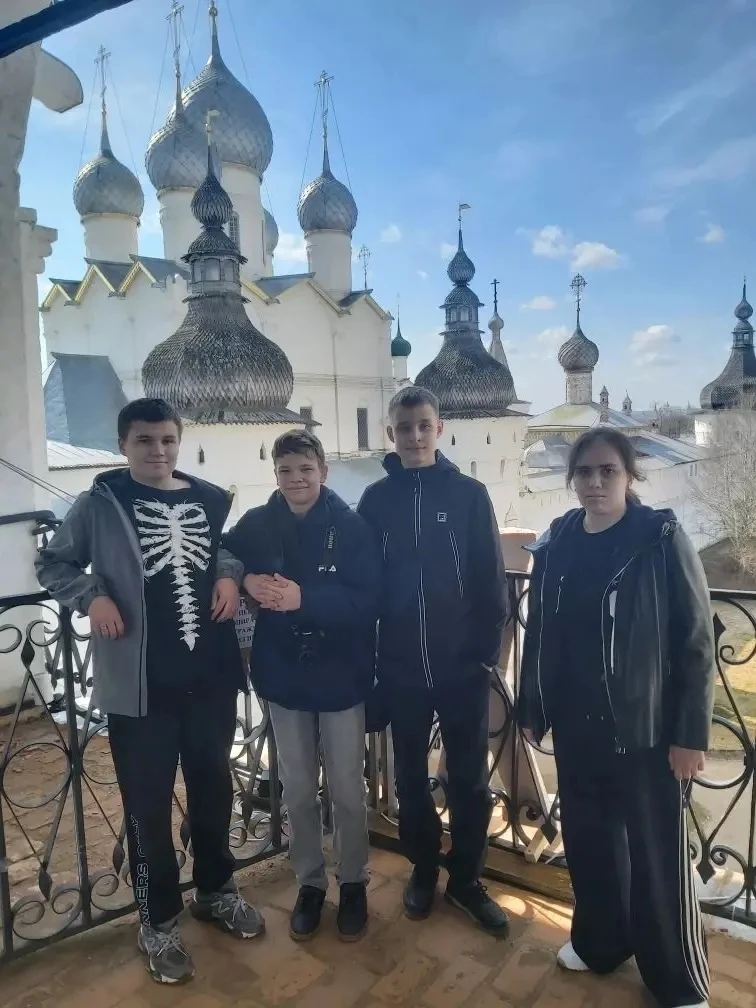 ✨ Двухдневная экскурсия: путешествие по Золотому кольцу России ✨  Наши ученики отправились в увлекат