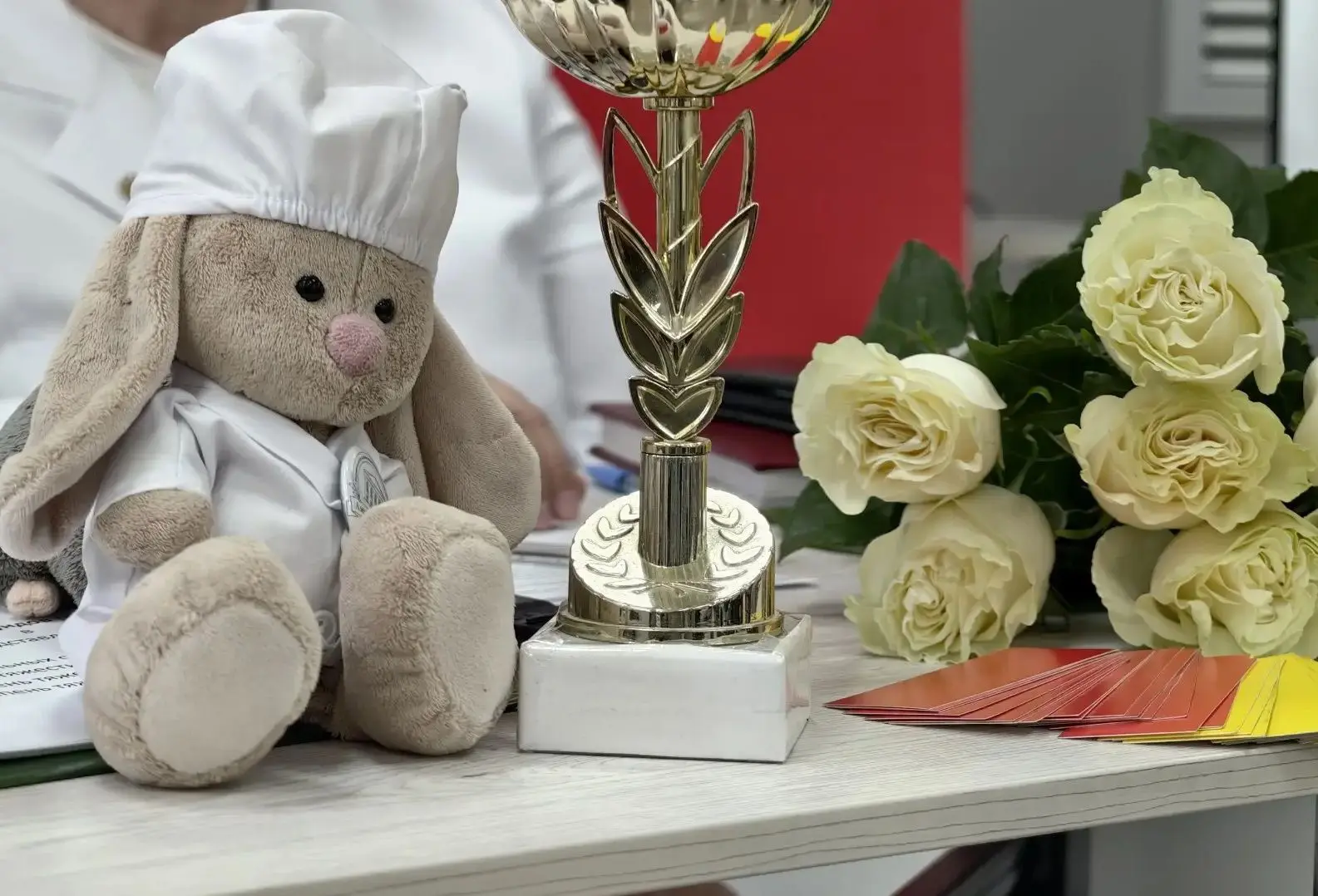 Скажите, как его зовут? 🐇