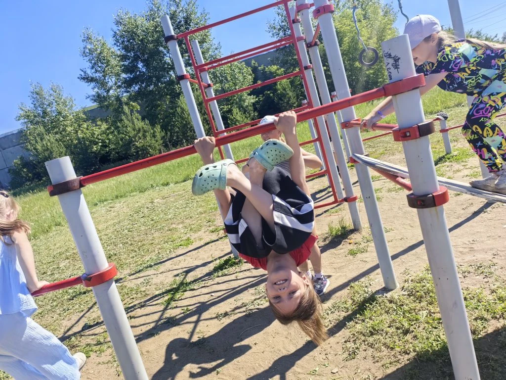 🙌Здорово, когда привычка к спорту проявляется с ранних лет!
Ученики младших классов нашей школы с у