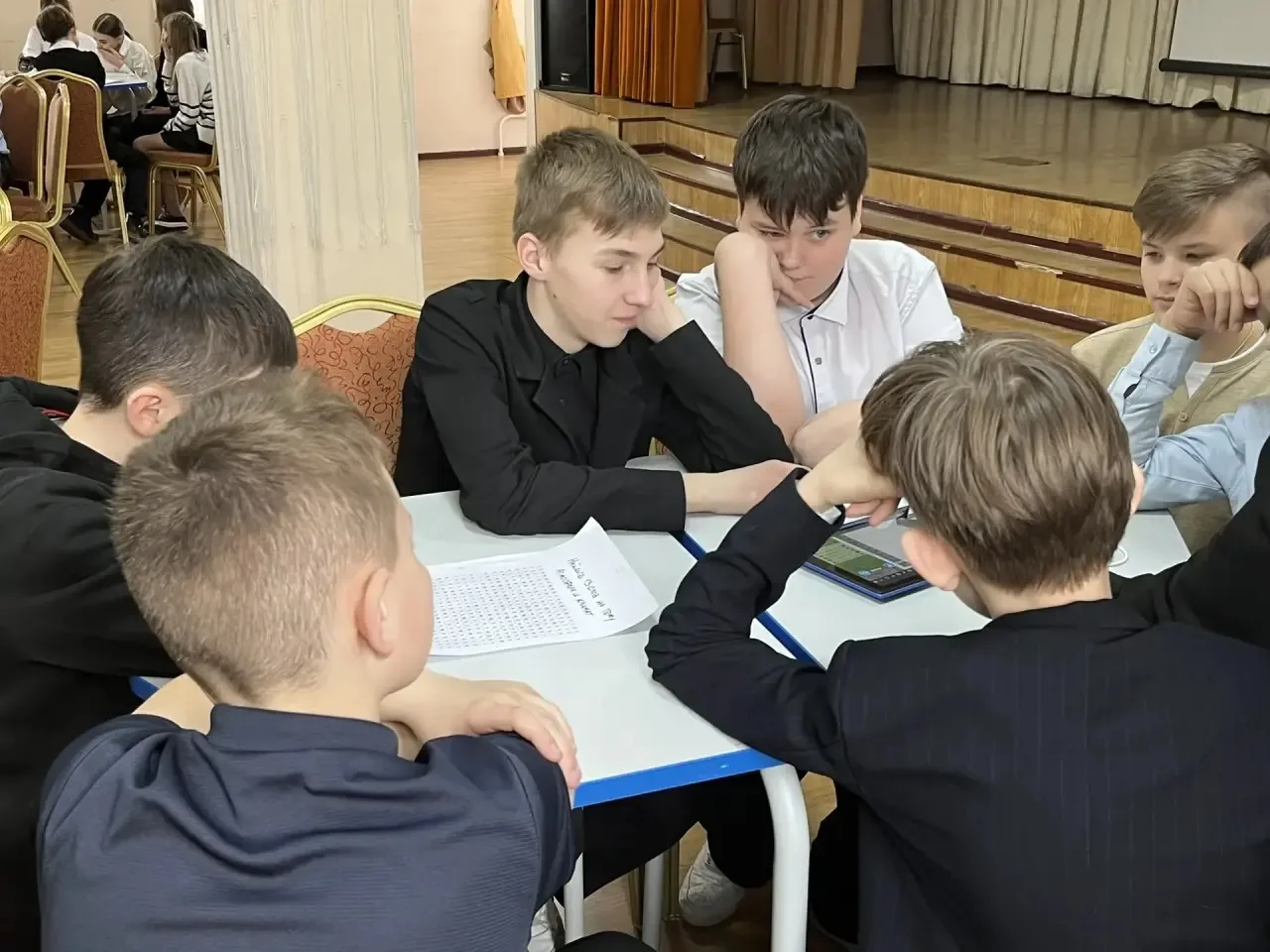 В рамках XV Недели высоких технологий и технопредпринимательства обучающиеся посетили ГБОУ школу N40