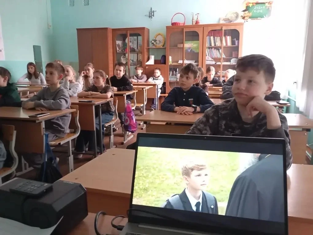 📽📽📽     📽📽📽 Международный культурно-гуманитарный проект "О будущем" "Кино уроки в школе России"  🤔 Ч