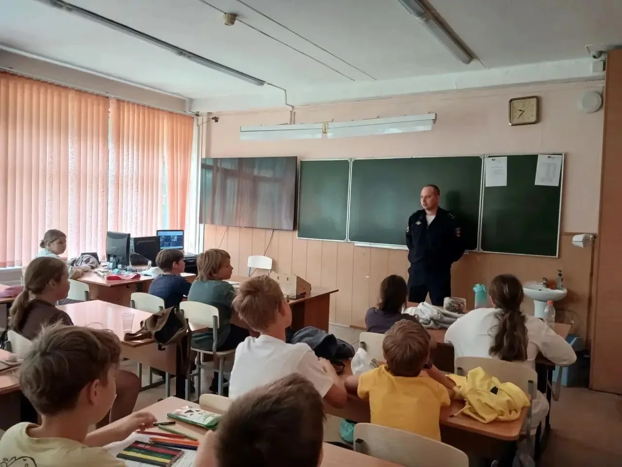 🚦Во время лагерной смены в нашей Гимназии прошли профилактические занятия по безопасности дорожного
